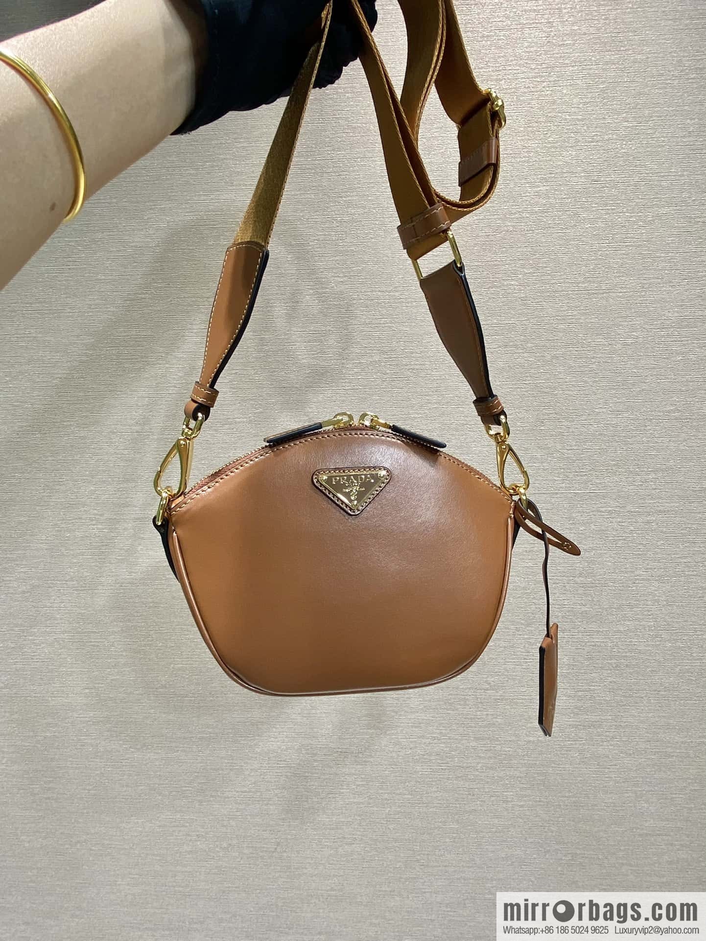 PRADA 🎉 new shoulder bag 🎉 1BH212 🎉🎉 brown