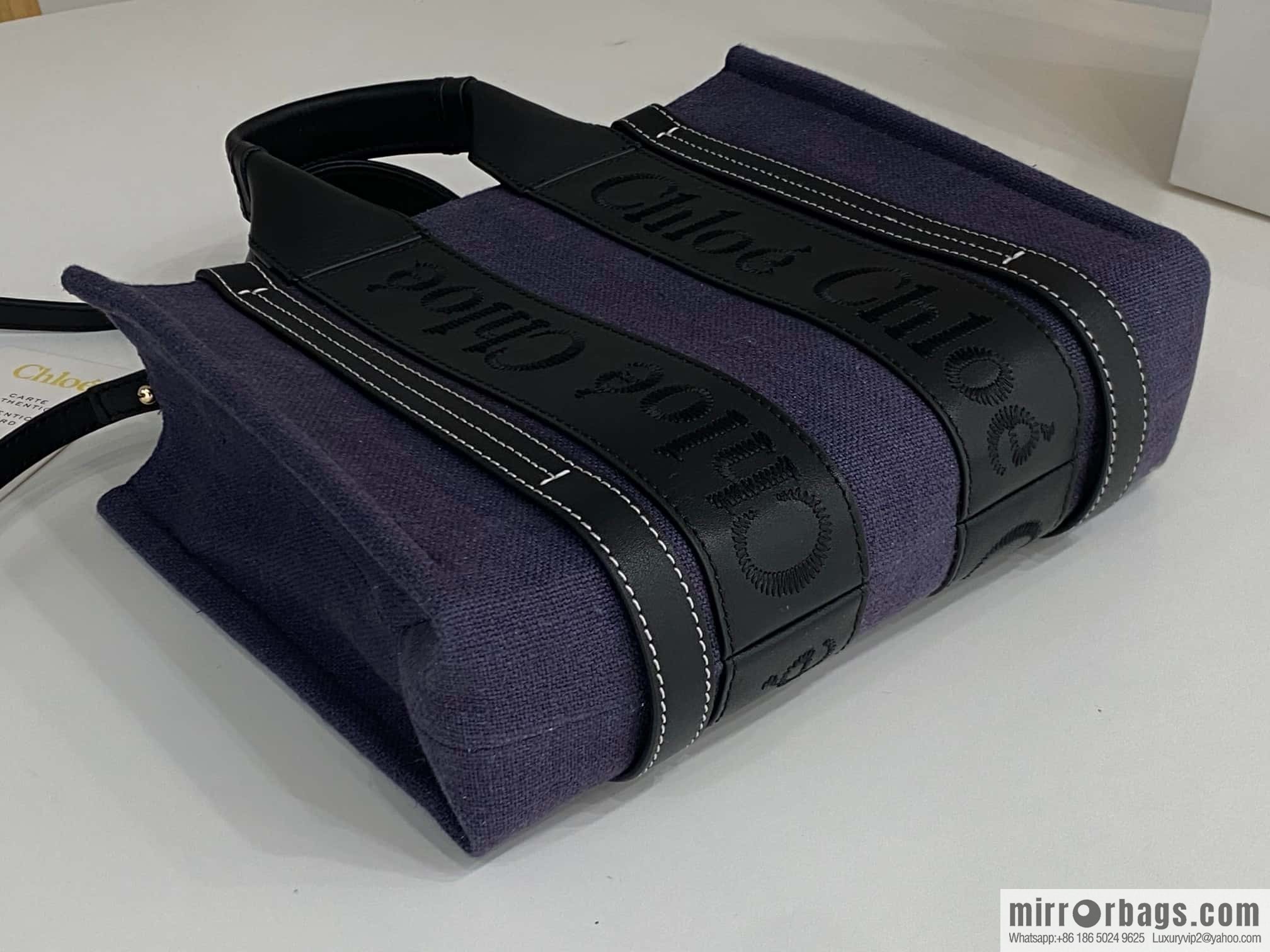 Chloe Woody linen with Pitot bag, navy blue with black small 26CM.