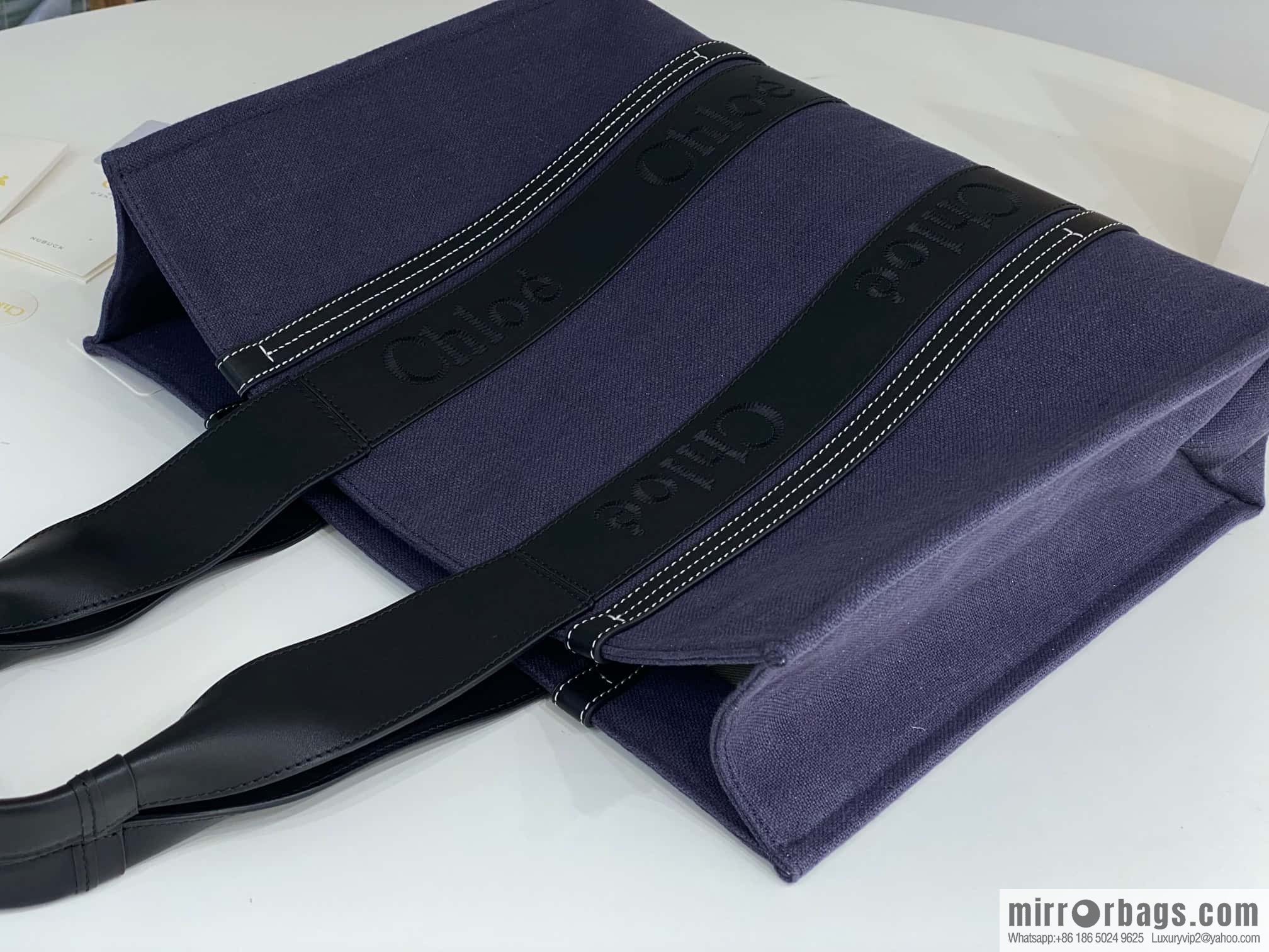 Chloe Woody linen with Pitot bag, navy blue with black large 45CM.