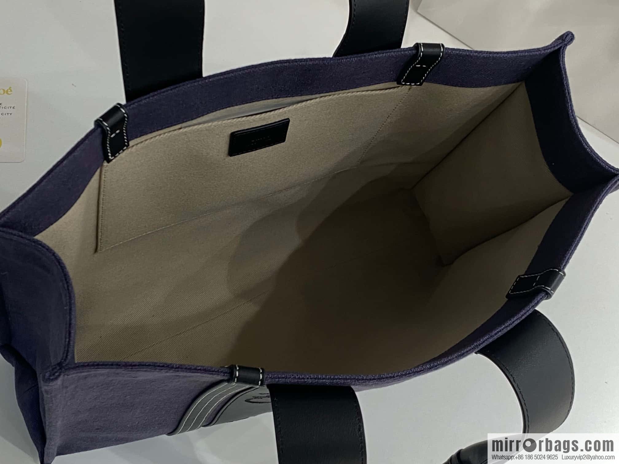 Chloe Woody linen with Pitot bag, navy blue with black large 45CM.
