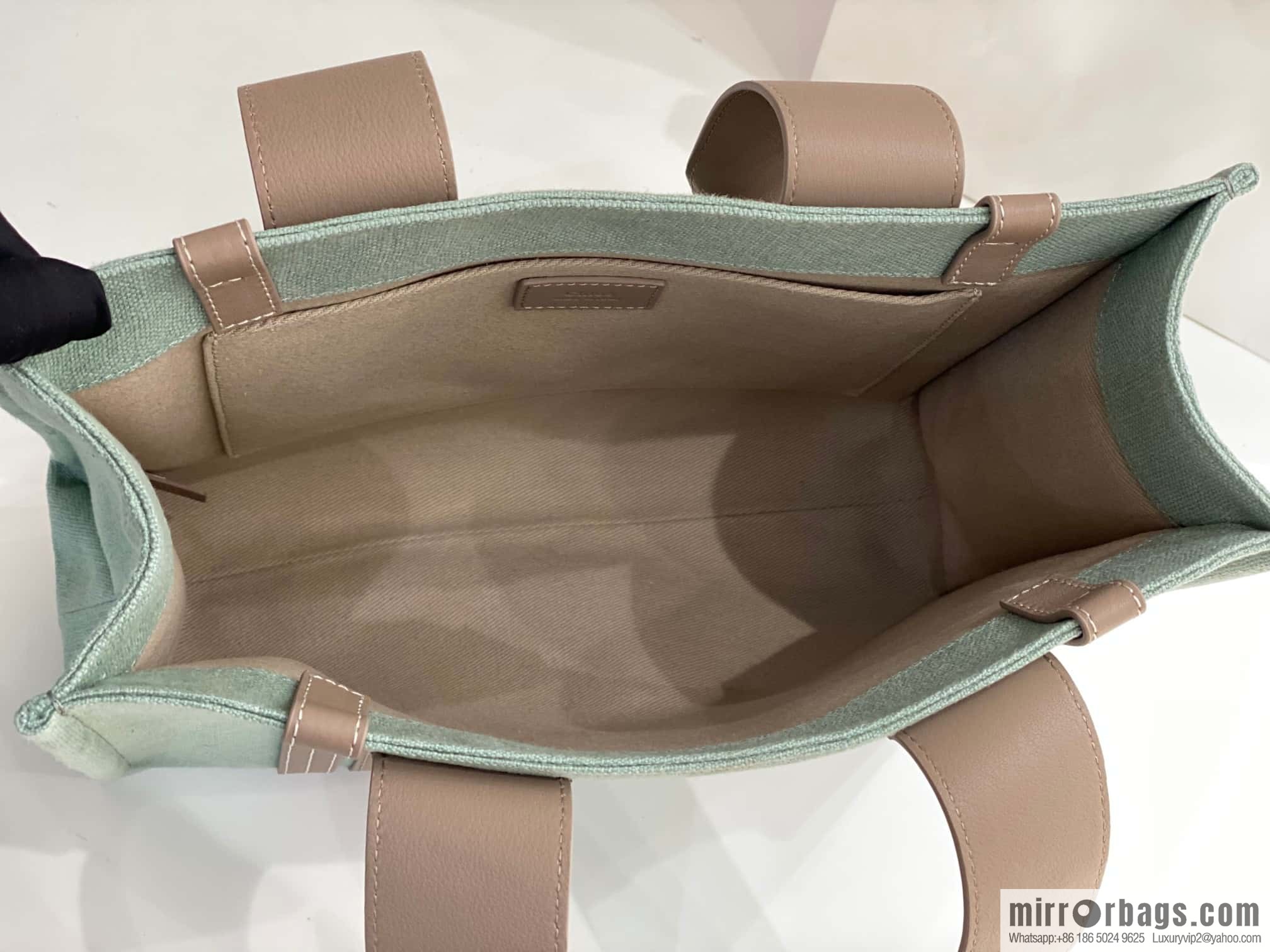 Chloe Woody Linen with Pitot Bag, Avocado Green with Grey Medium 37CM