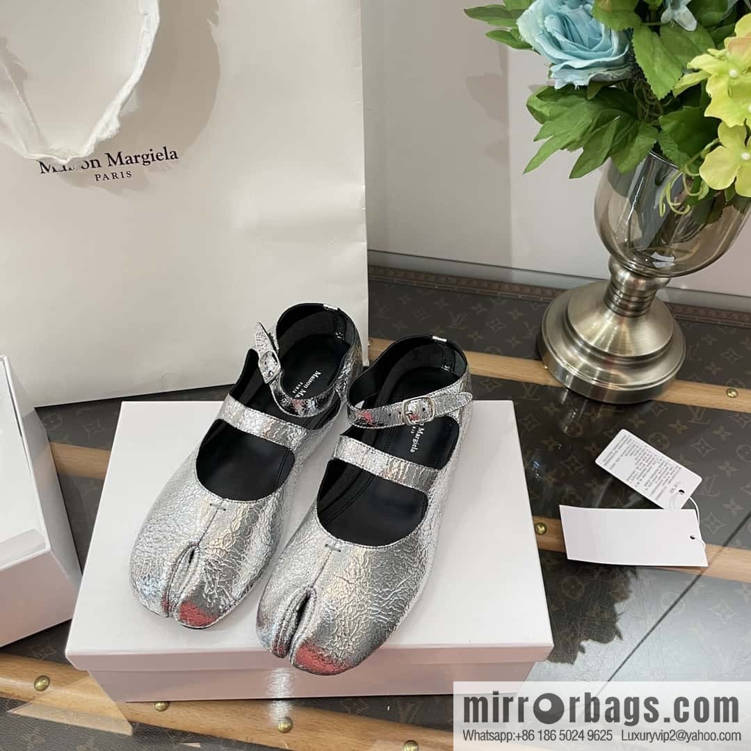 𝐌𝐚𝐢𝐬𝐨𝐧𝐌𝐚𝐫𝐠𝐢𝐞𝐥𝐚|| Margiela Split-toed Ballet Shoes