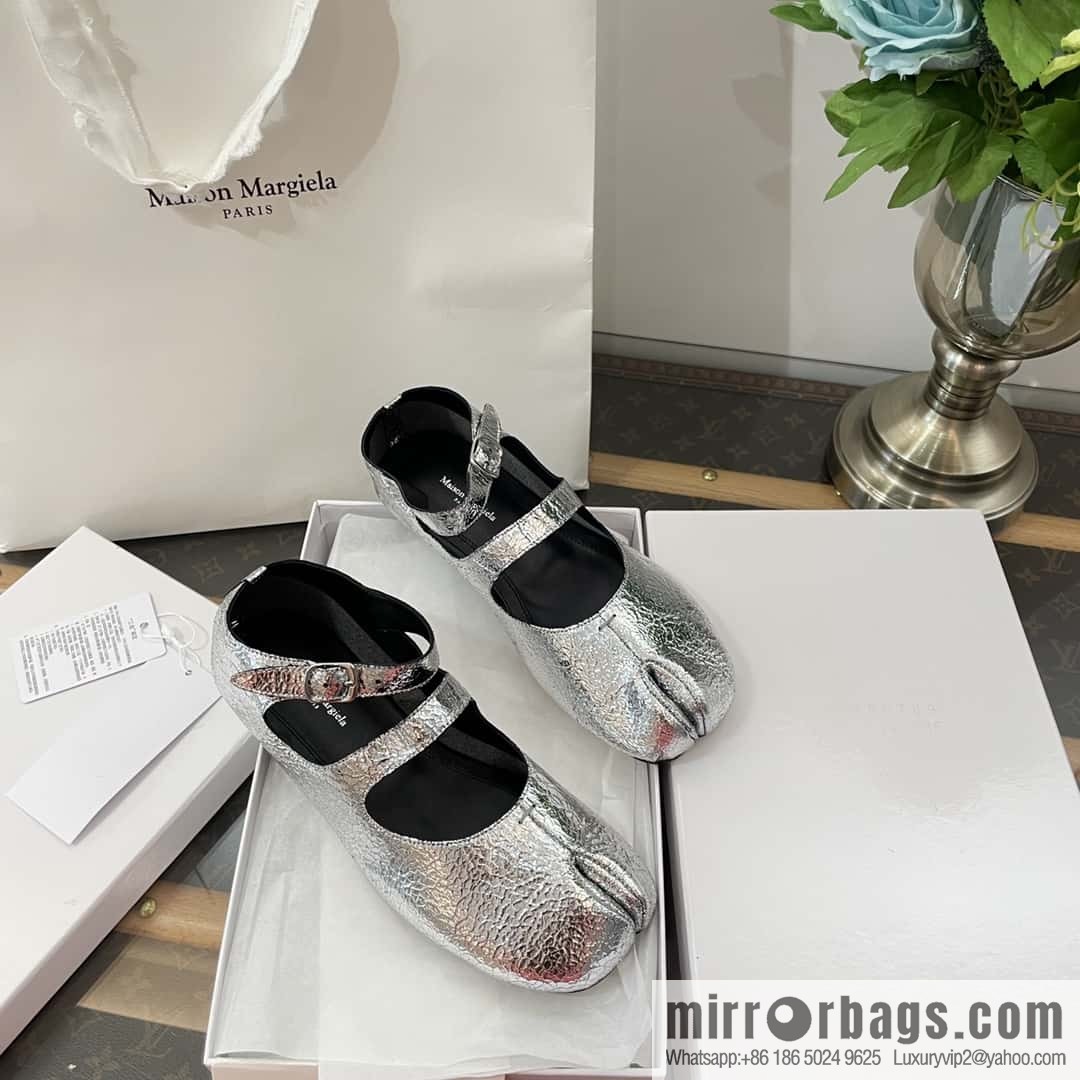 𝐌𝐚𝐢𝐬𝐨𝐧𝐌𝐚𝐫𝐠𝐢𝐞𝐥𝐚|| Margiela Split-toed Ballet Shoes