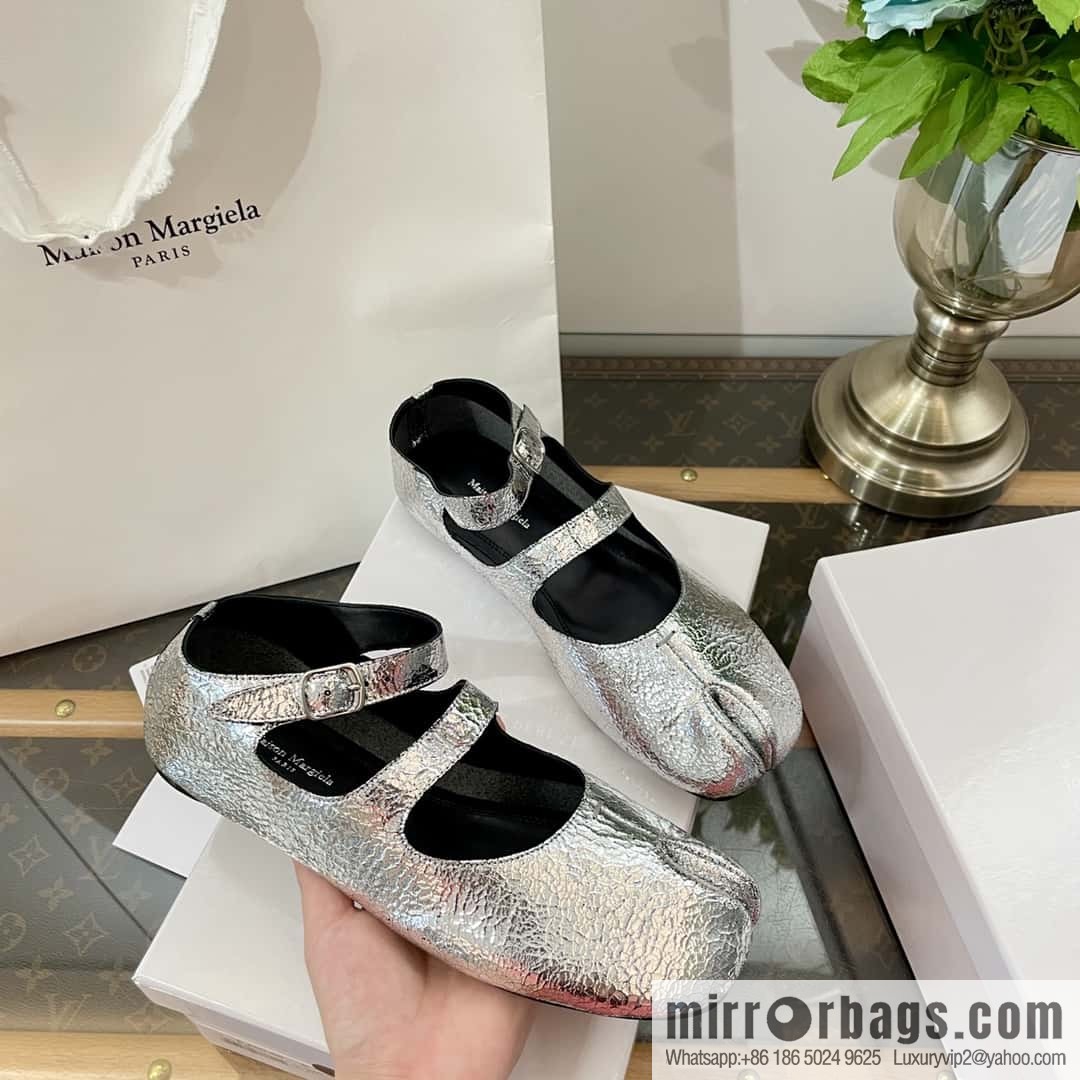 𝐌𝐚𝐢𝐬𝐨𝐧𝐌𝐚𝐫𝐠𝐢𝐞𝐥𝐚|| Margiela Split-toed Ballet Shoes