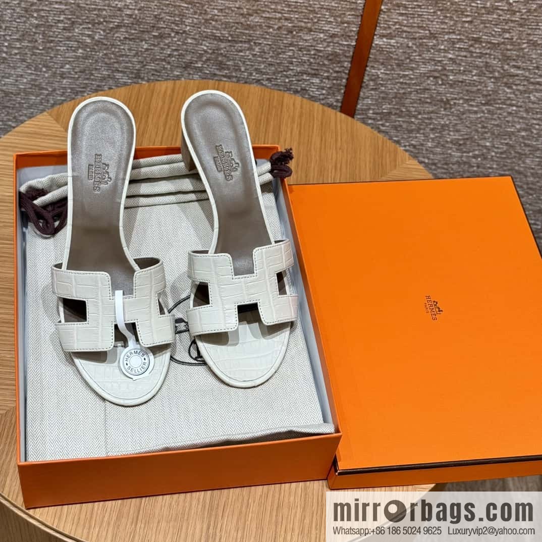 Hermès Crocodile 🐊 slippers