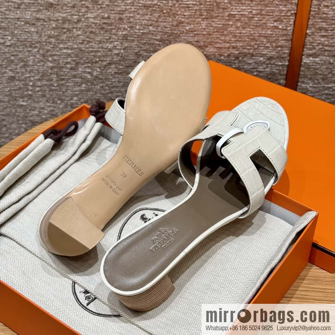 Hermès Crocodile 🐊 slippers