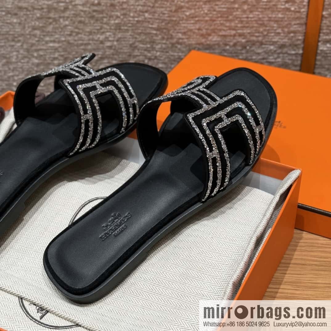 Hermès H slippers