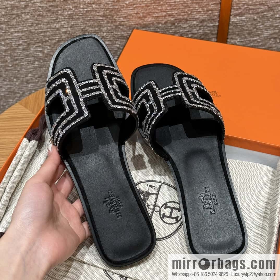 Hermès H slippers
