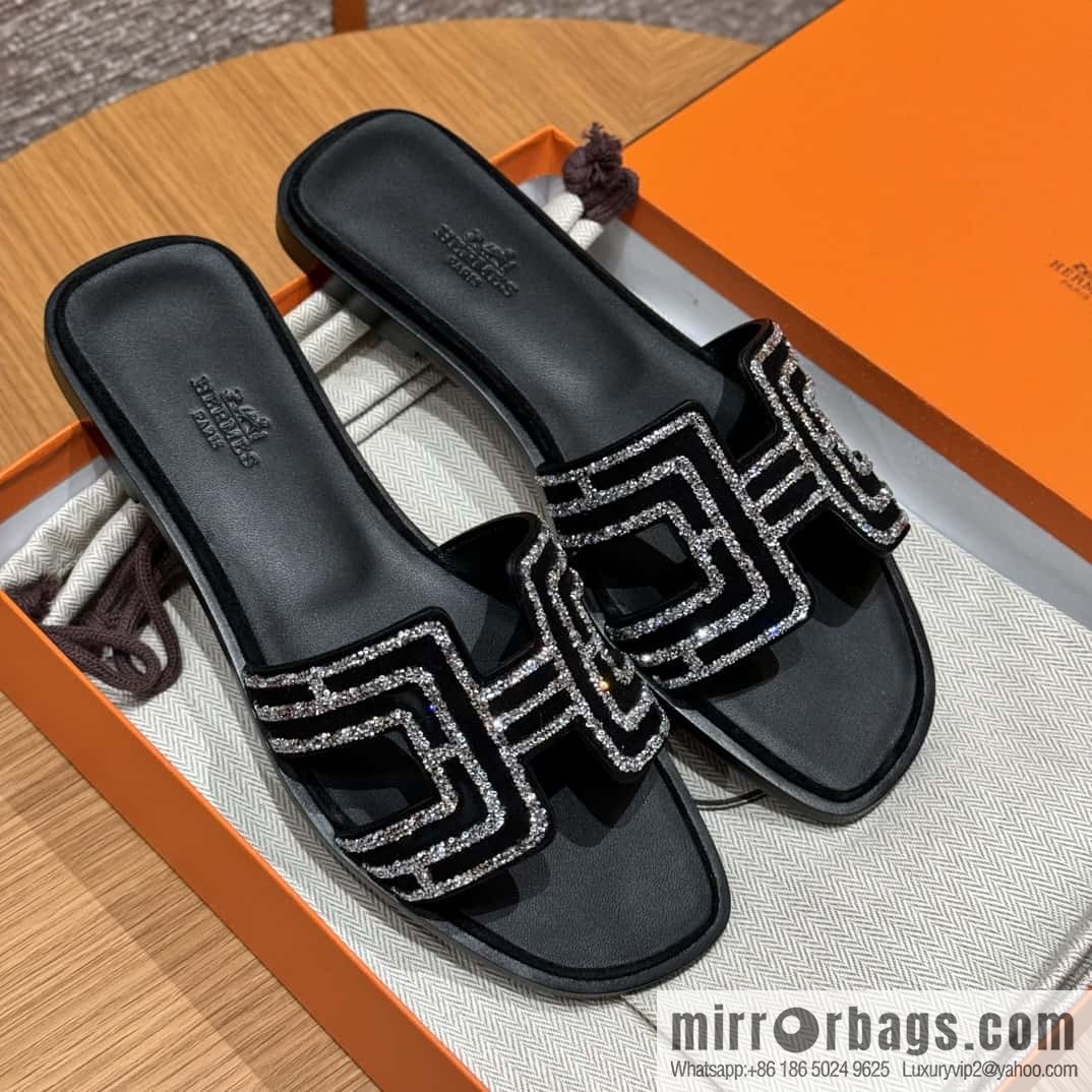Hermès H slippers