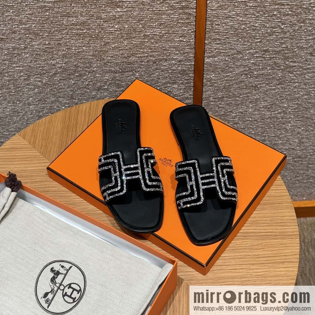 Hermès H slippers