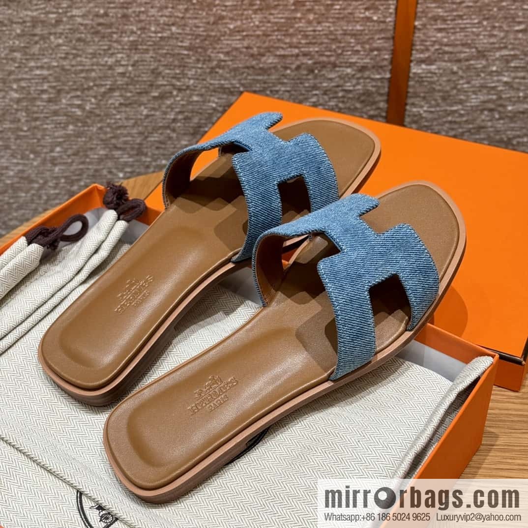 Hermès H slippers