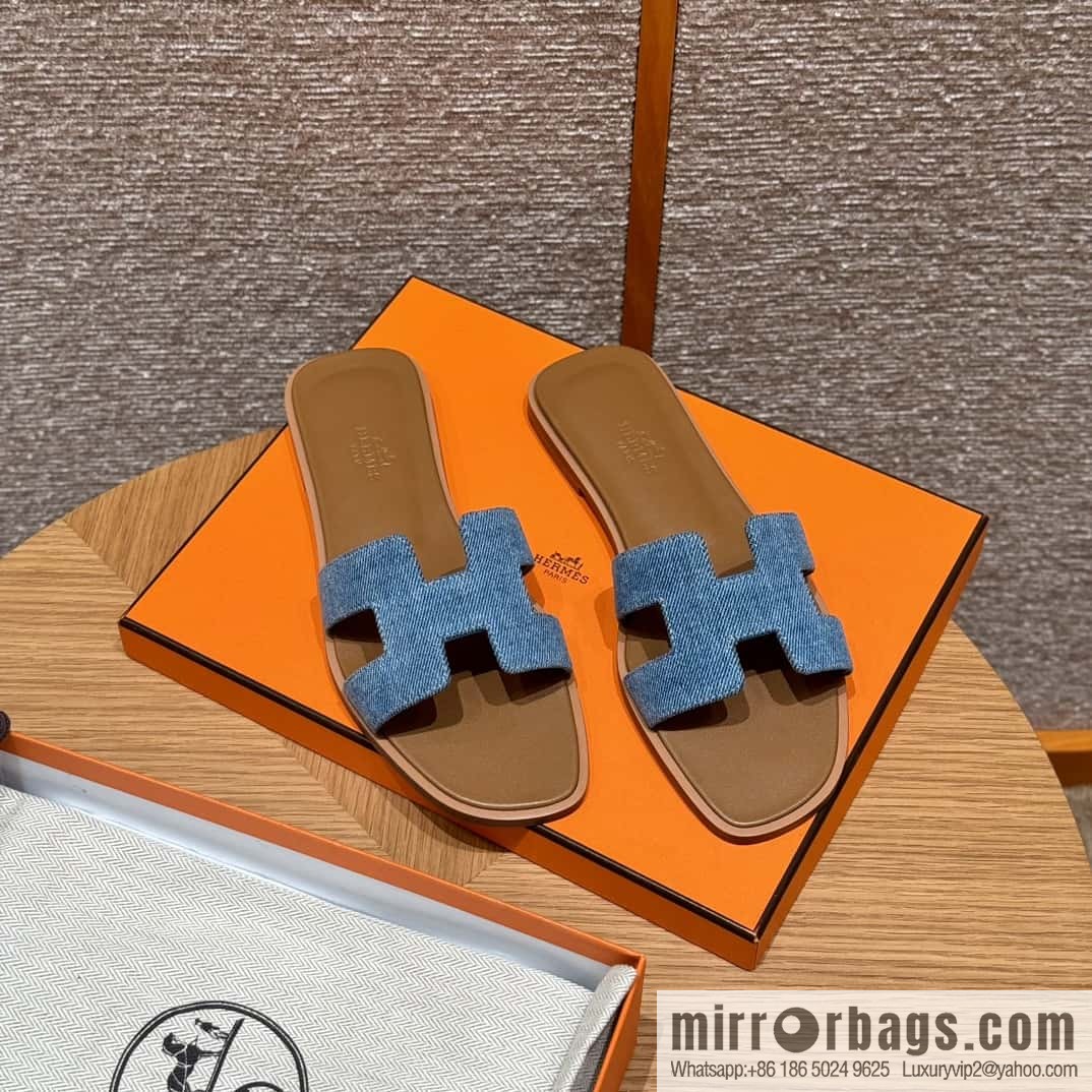 Hermès H slippers