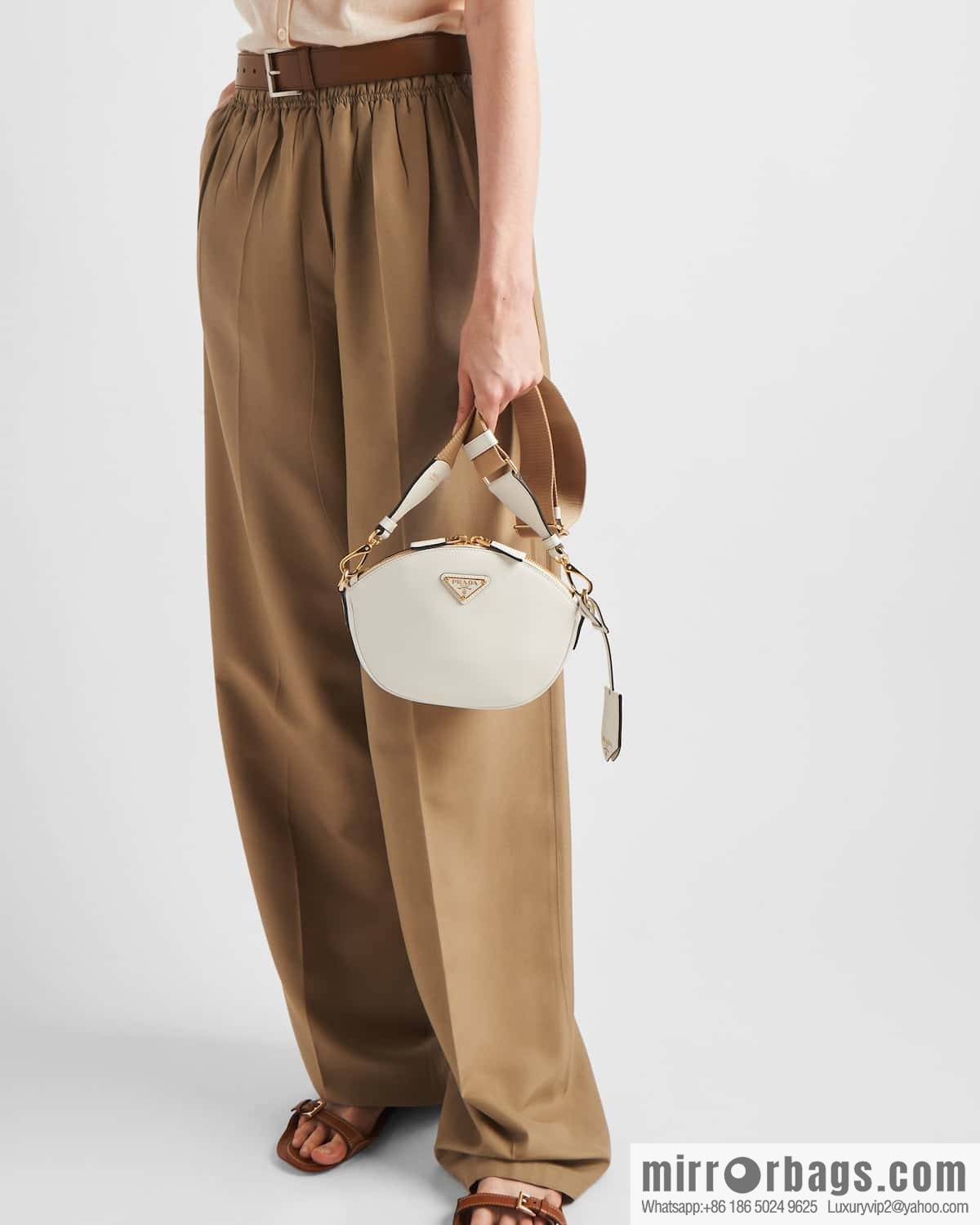 PRADA 🎉 new shoulder bag 🎉 1BH212 🎉🎉 white