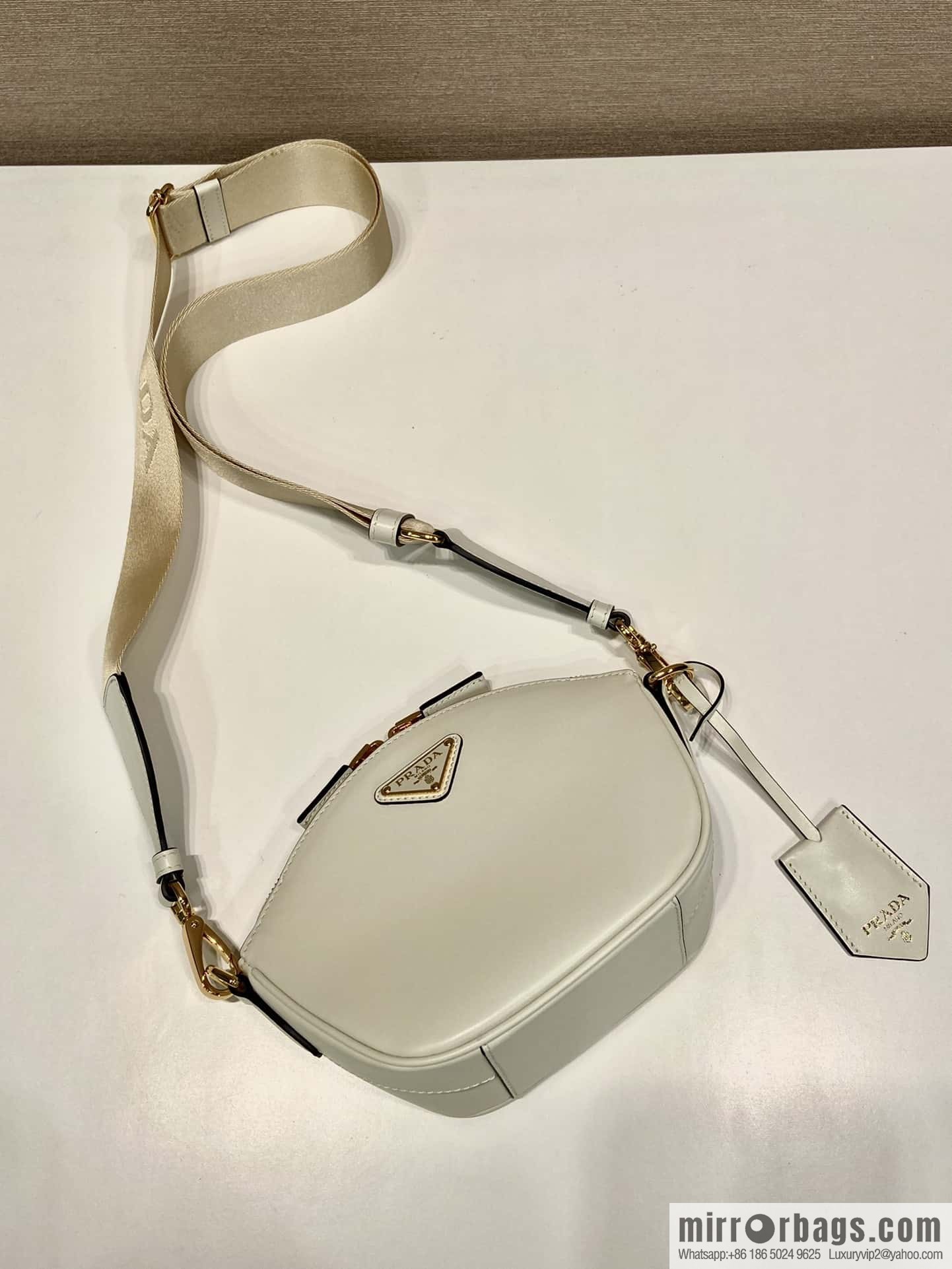 PRADA 🎉 new shoulder bag 🎉 1BH212 🎉🎉 white
