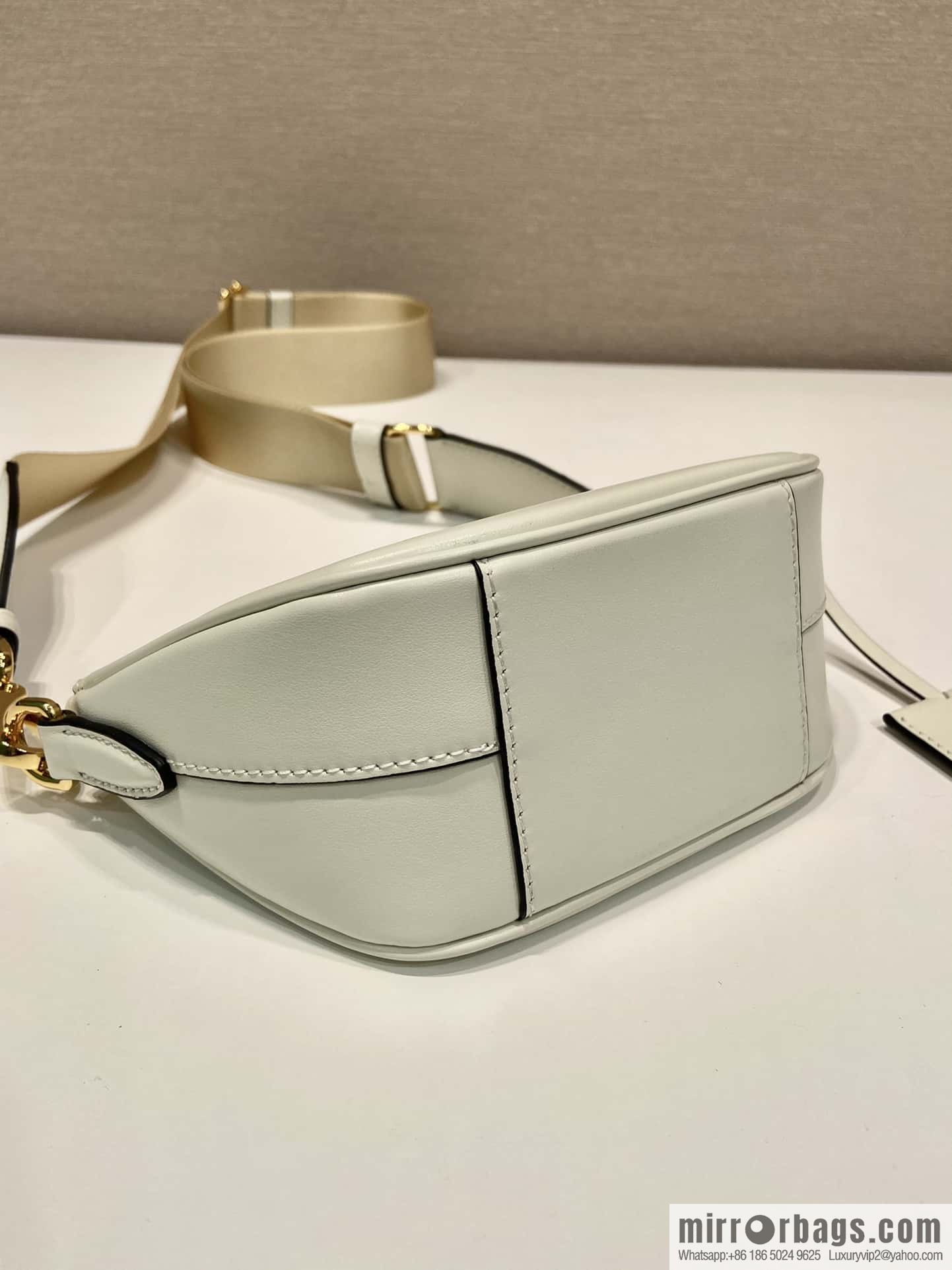 PRADA 🎉 new shoulder bag 🎉 1BH212 🎉🎉 white