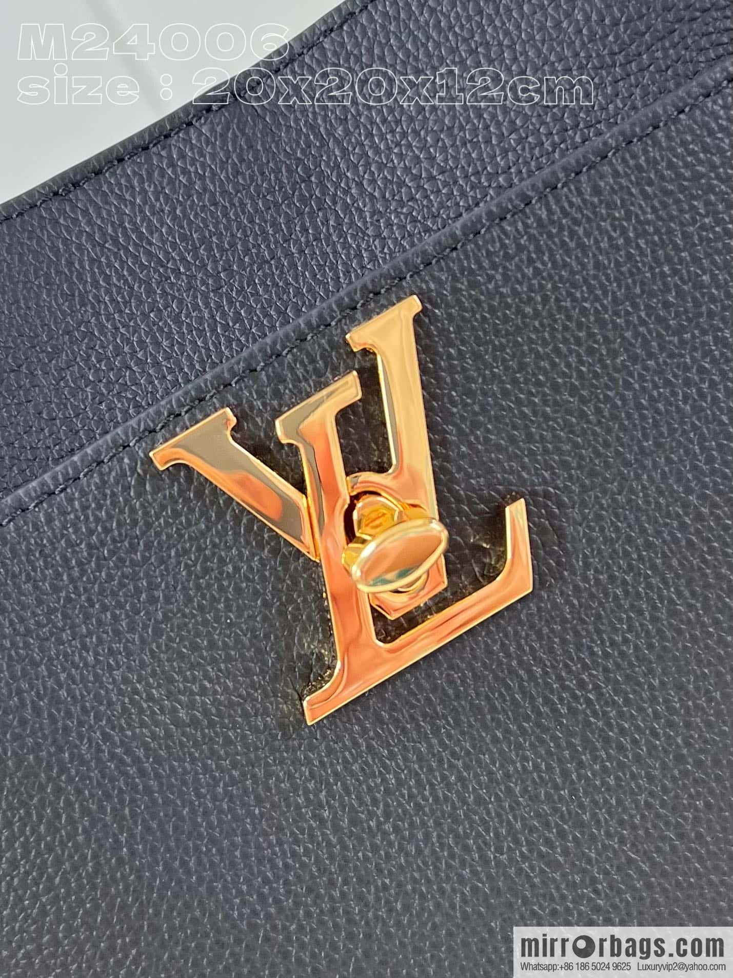 LV M24006 LOCK AND WALK BAG