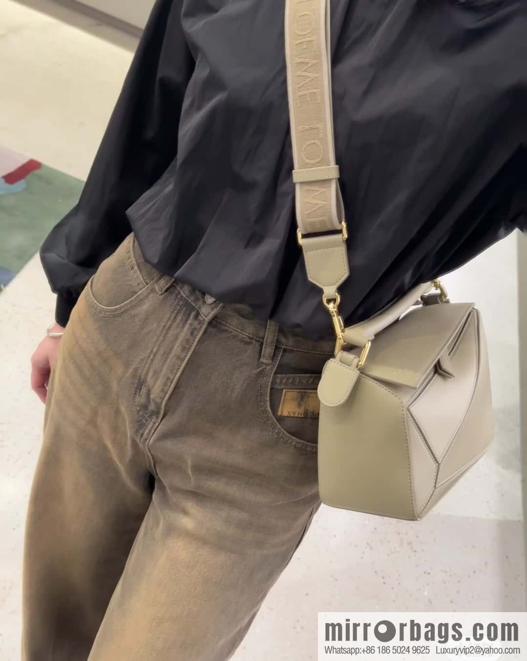LOEWE satin leather ➕ Anagram embroidery shoulder strap puzzle geometric pack 0189 clay green