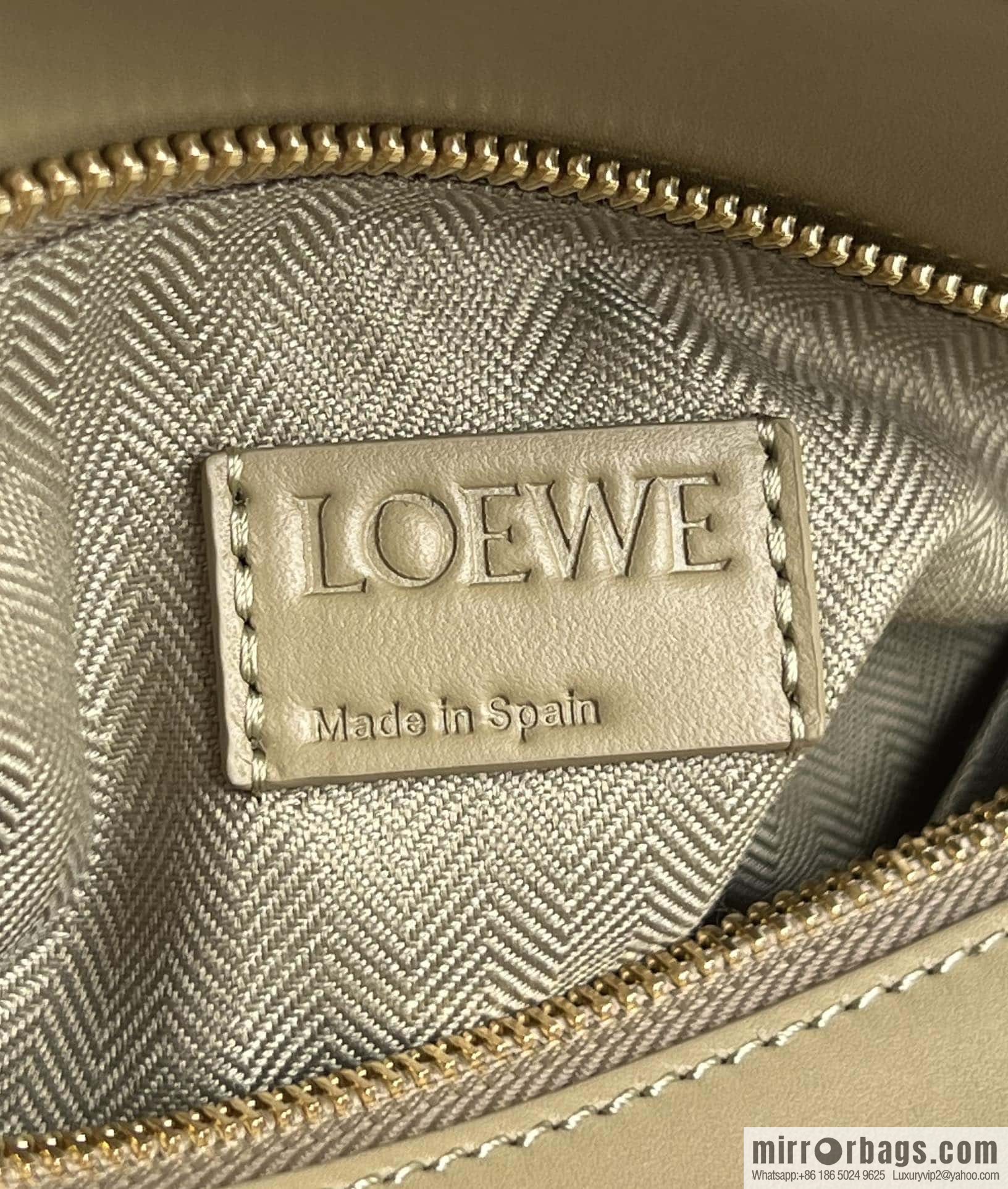 LOEWE satin leather ➕ Anagram embroidery shoulder strap puzzle geometric pack 0189 clay green