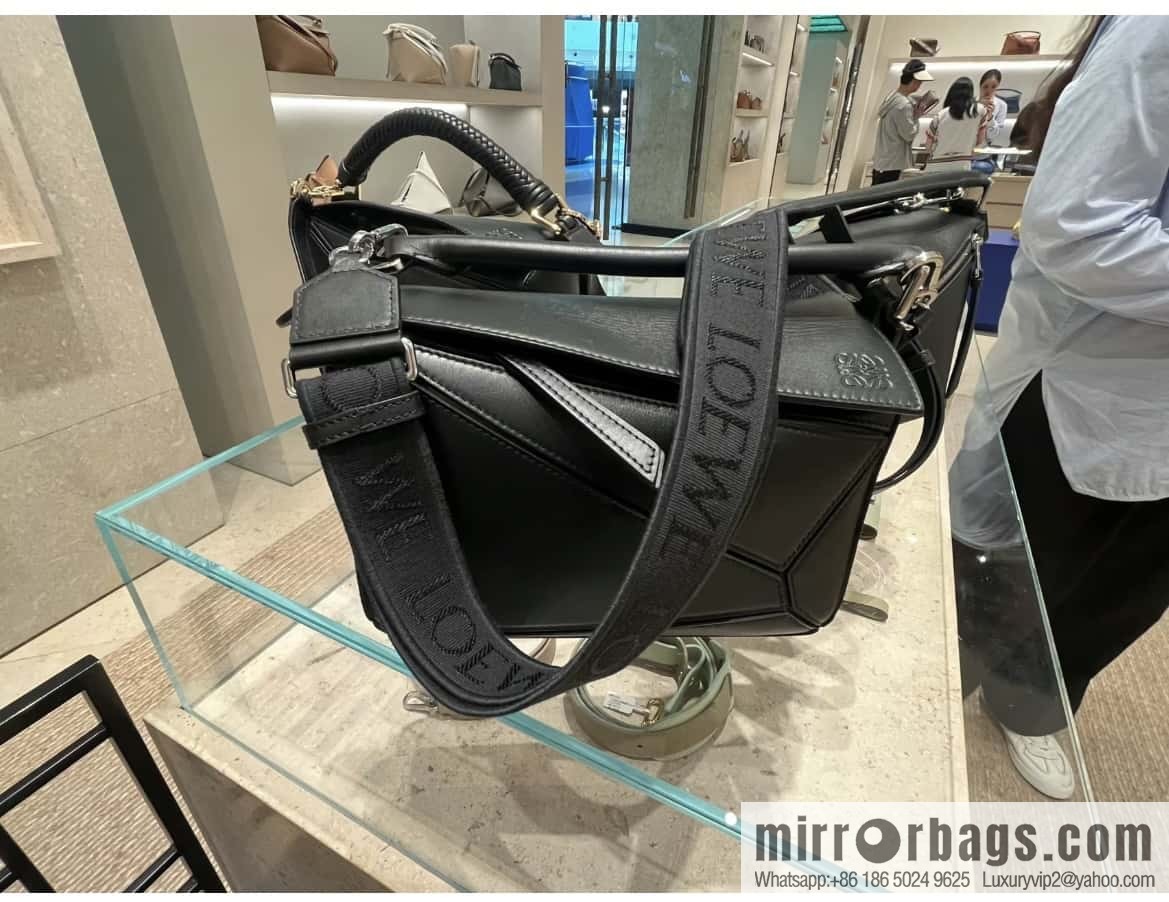 LOEWE satin leather ➕ Anagram embroidery shoulder strap puzzle geometric bag 0189 black