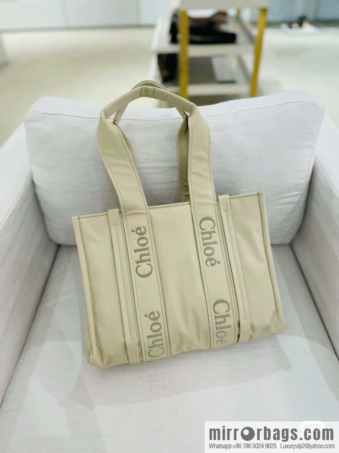 Chloe's new nylon Woody tote bag with new material, medium rice apricot 37CM.
