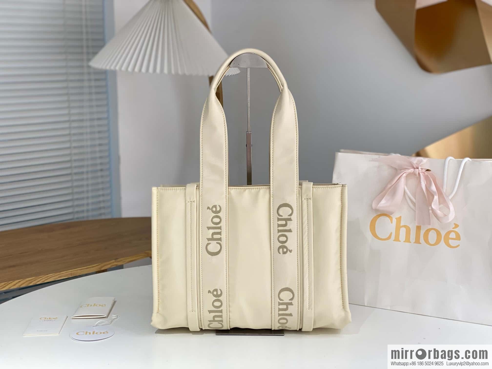 Chloe's new nylon Woody tote bag with new material, medium rice apricot 37CM.