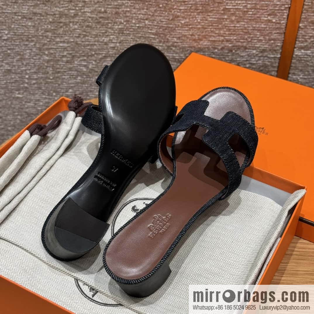 Hermès' latest popular denim high heels