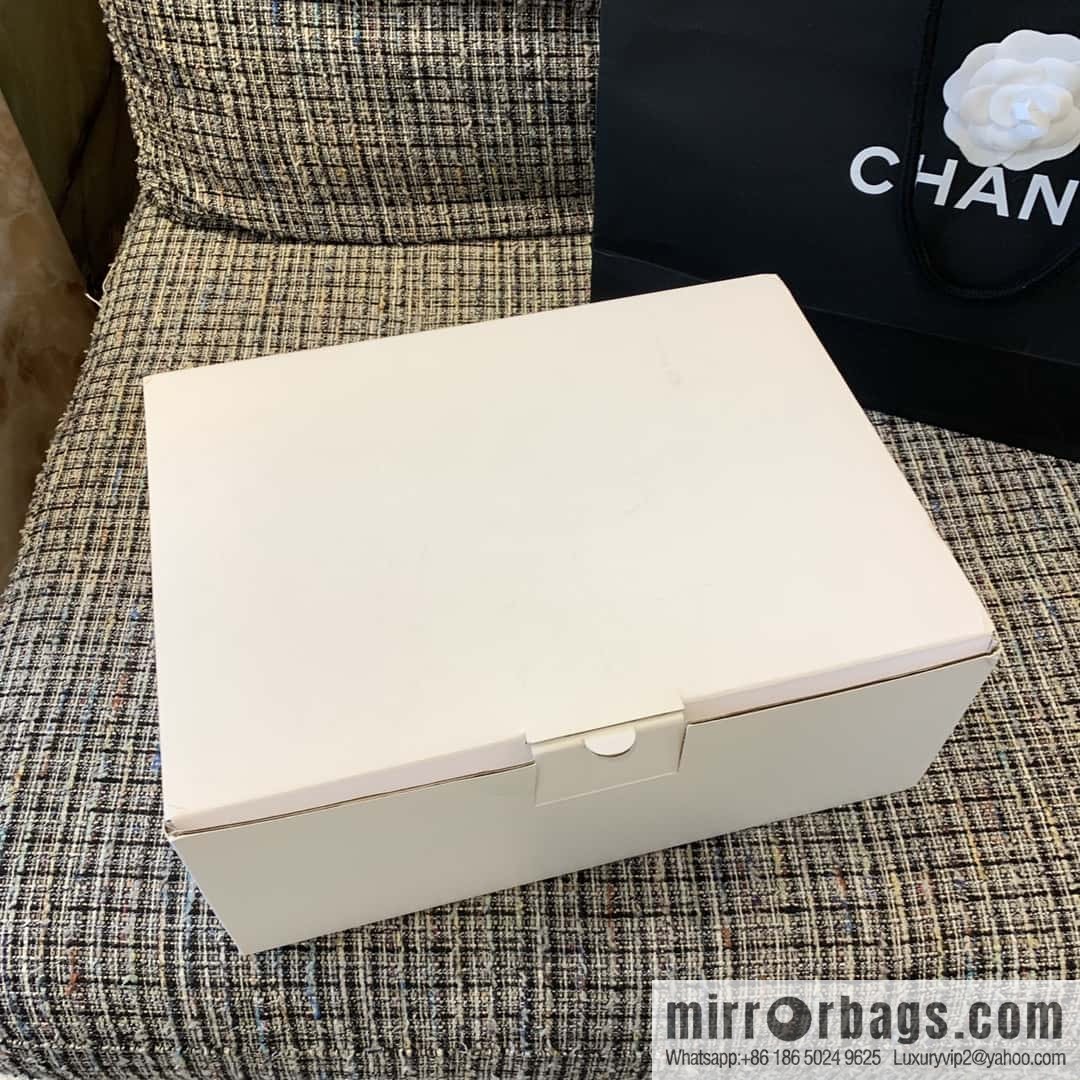 CHANEL Silver Horn King big hit sneakers