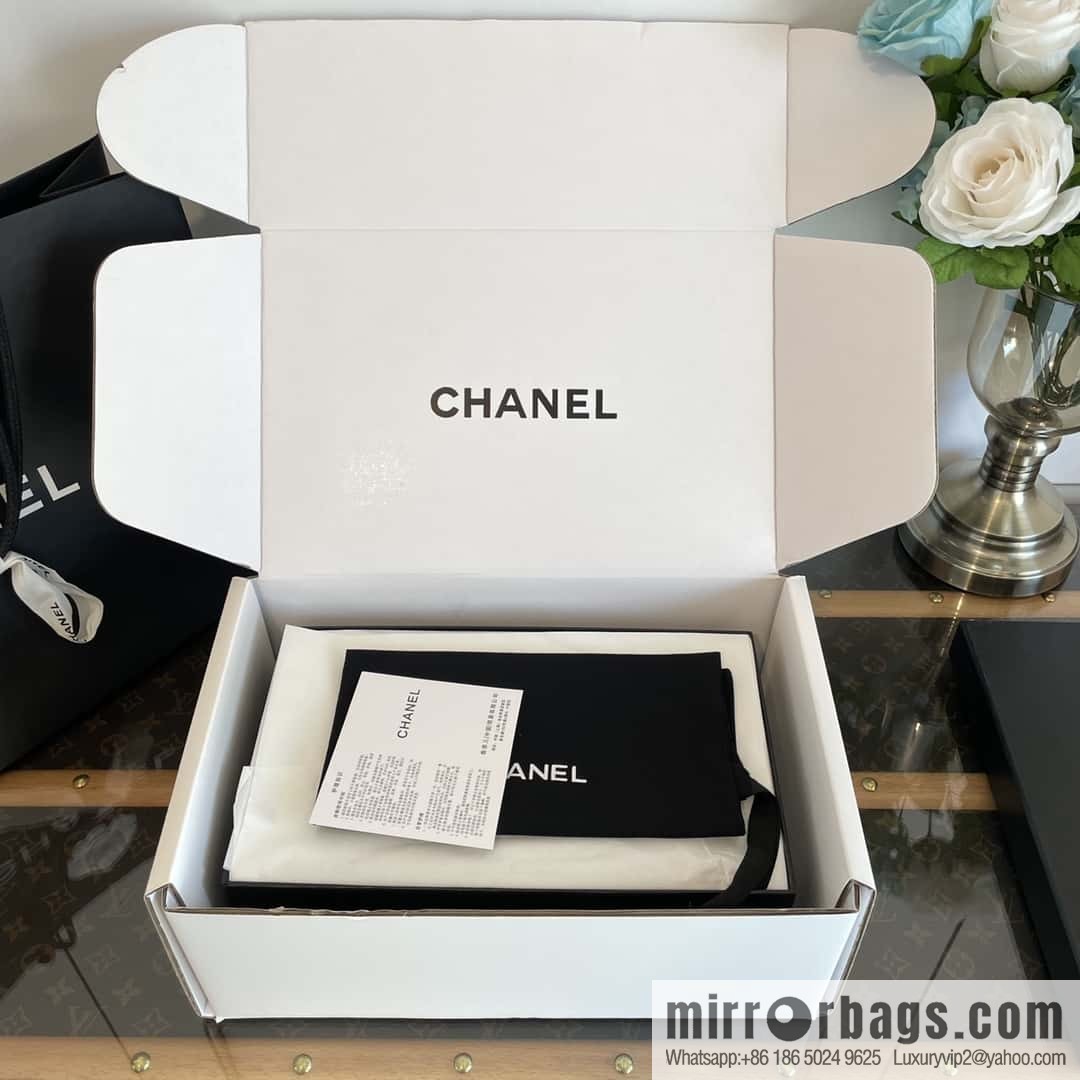 CHANEL Silver Horn King big hit sneakers