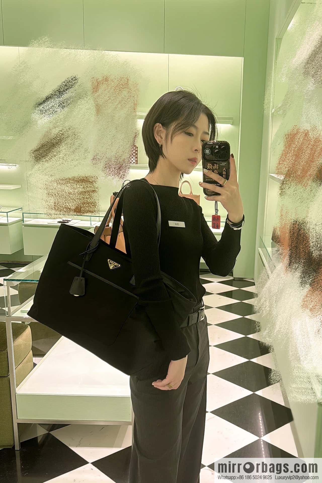 PRADA 🎉 new tote bag 🎉 1BG527