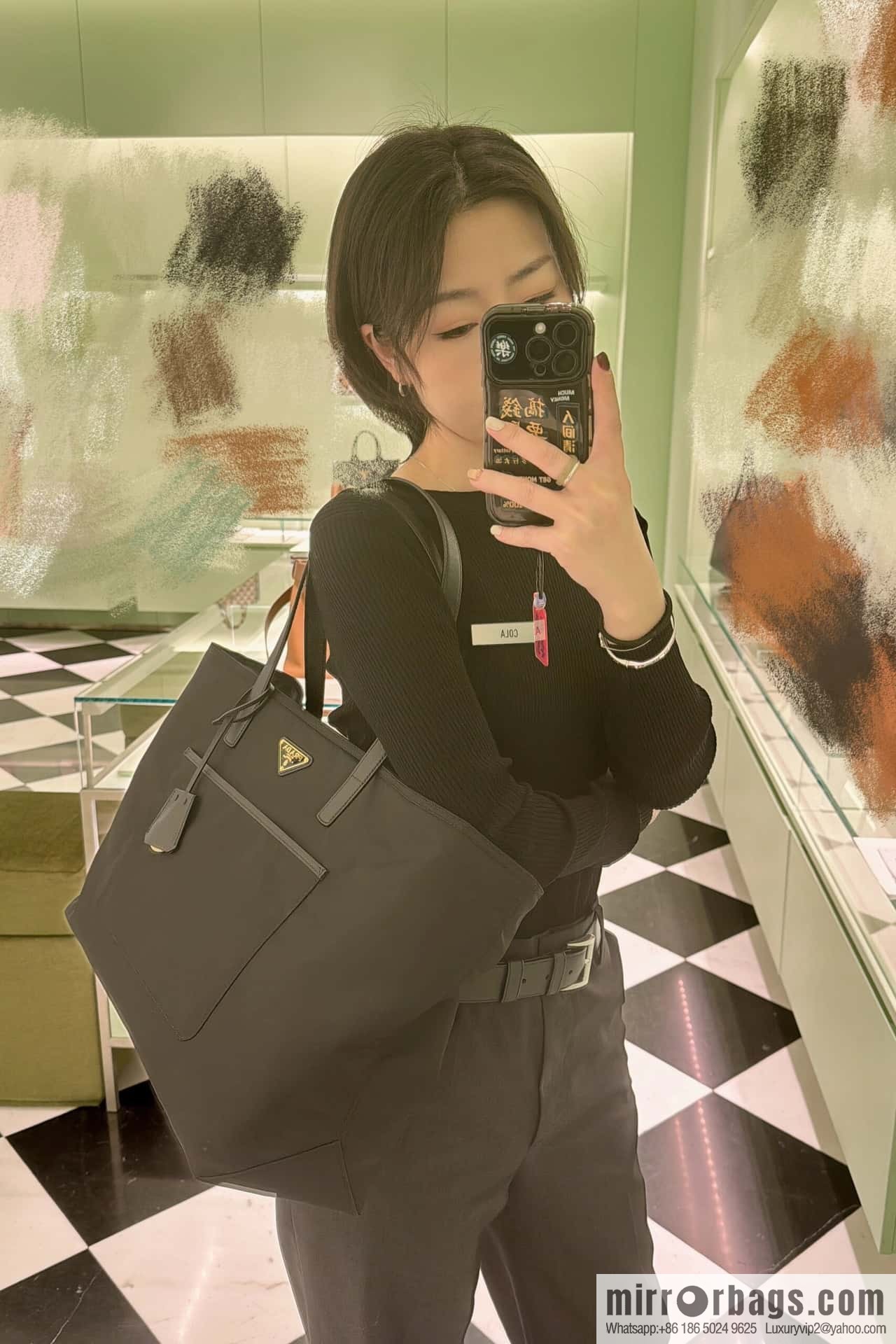 PRADA 🎉 new tote bag 🎉 1BG527