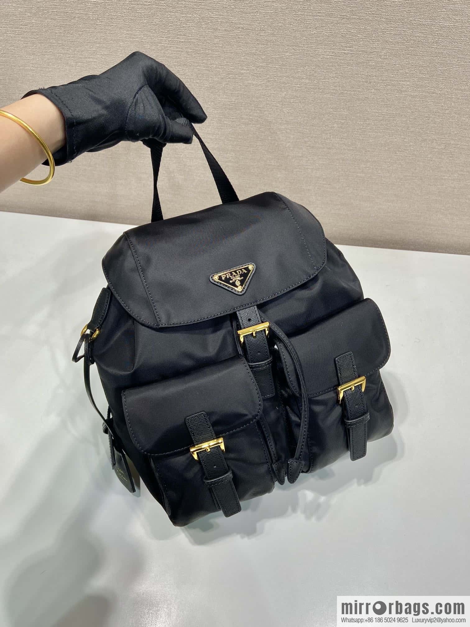 PRADA 🎉 gold buckle classic backpack 🎉 1BZ677 gold hardware