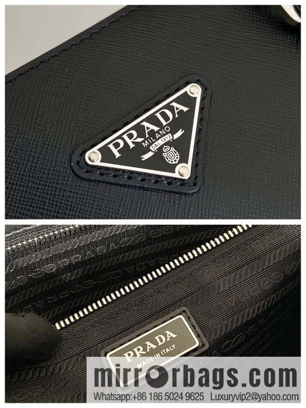 PRADA 🎉 new 🎉 2VG115 men