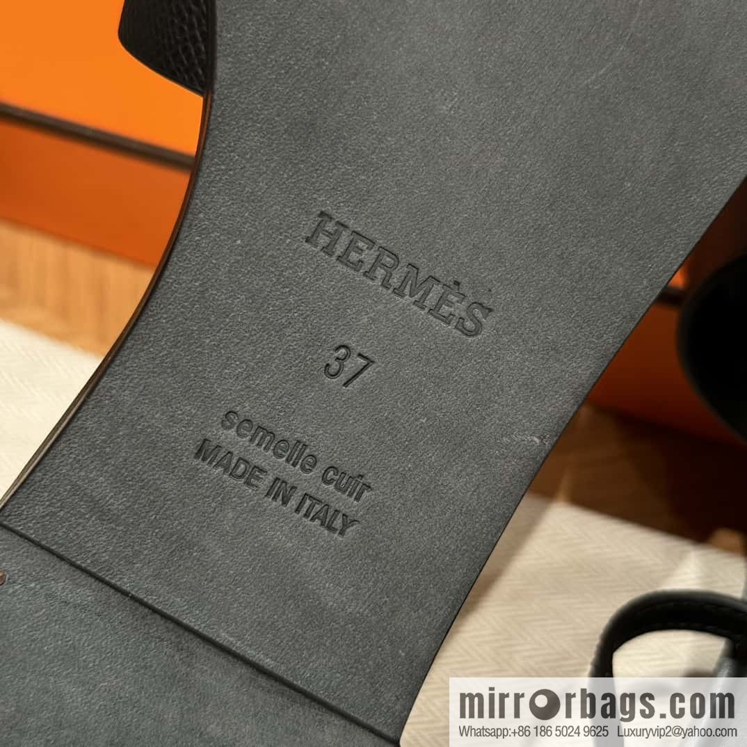 Hermès H's must-wear sandals in spring and summer