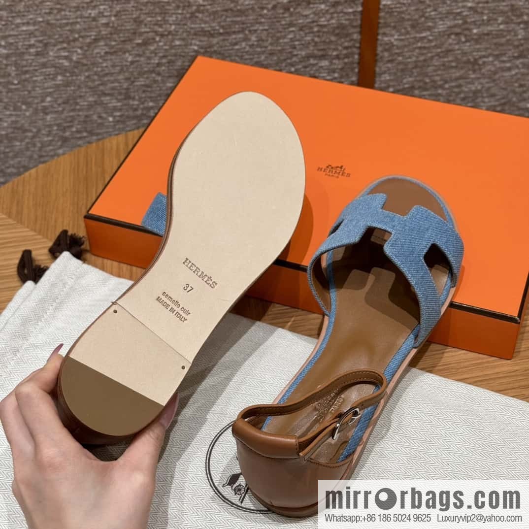 Hermès H's must-wear sandals in spring and summer