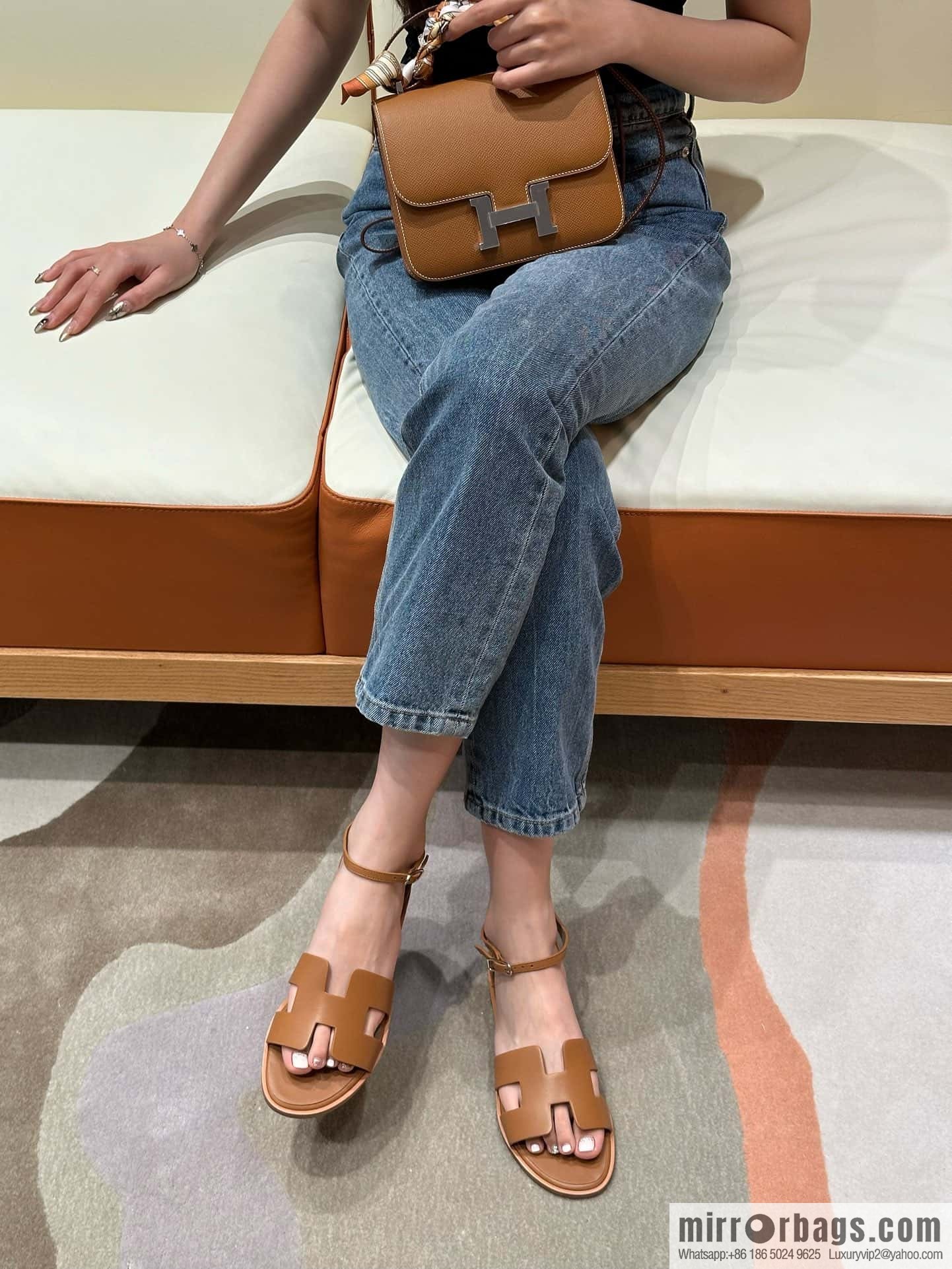 Hermès H's must-wear sandals in spring and summer