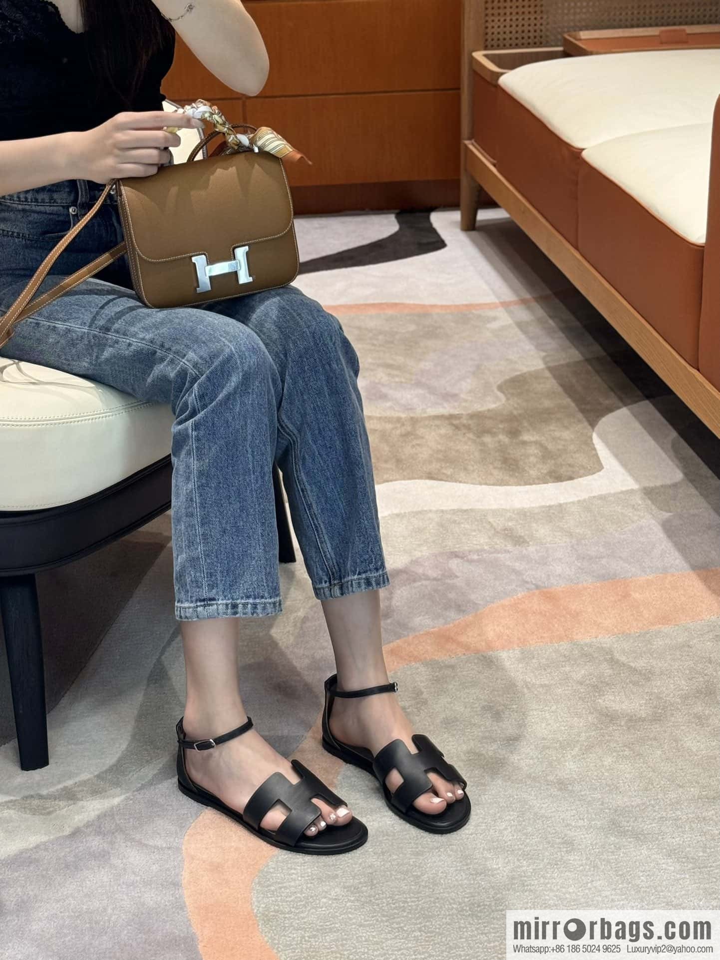 Hermès H's must-wear sandals in spring and summer
