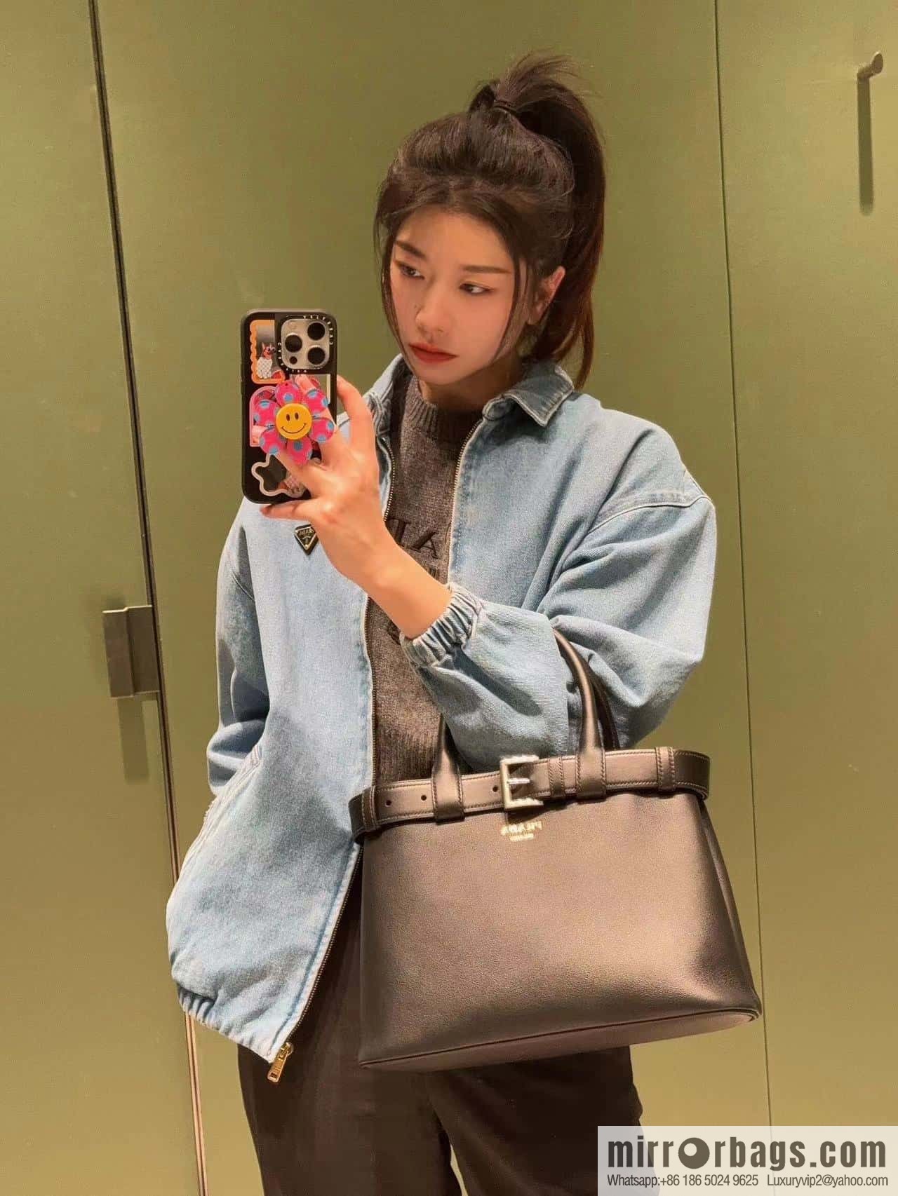PRADA 🎉 new women's bag 🎉 1BA434S
