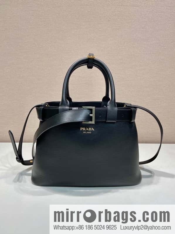 PRADA 🎉 new women's bag 🎉 1BA434S