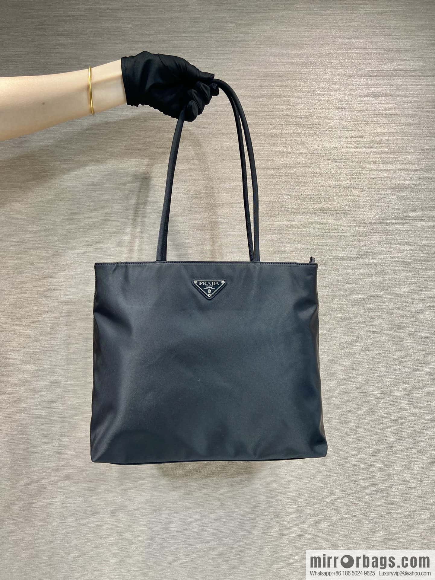 PRADA 🎉 new tote bag 🎉 B6245 M🎉