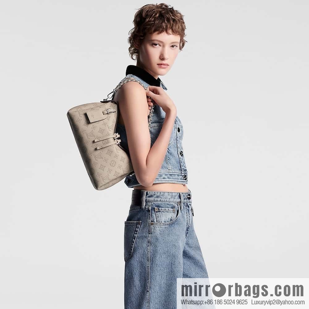 LV M24255 HAND IT ALL Small handbag