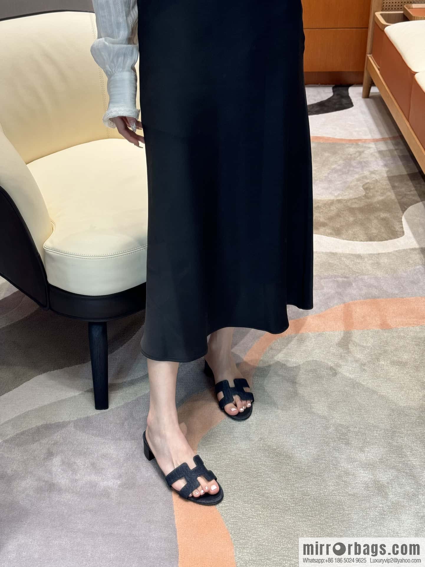 Hermès' latest popular denim high heels