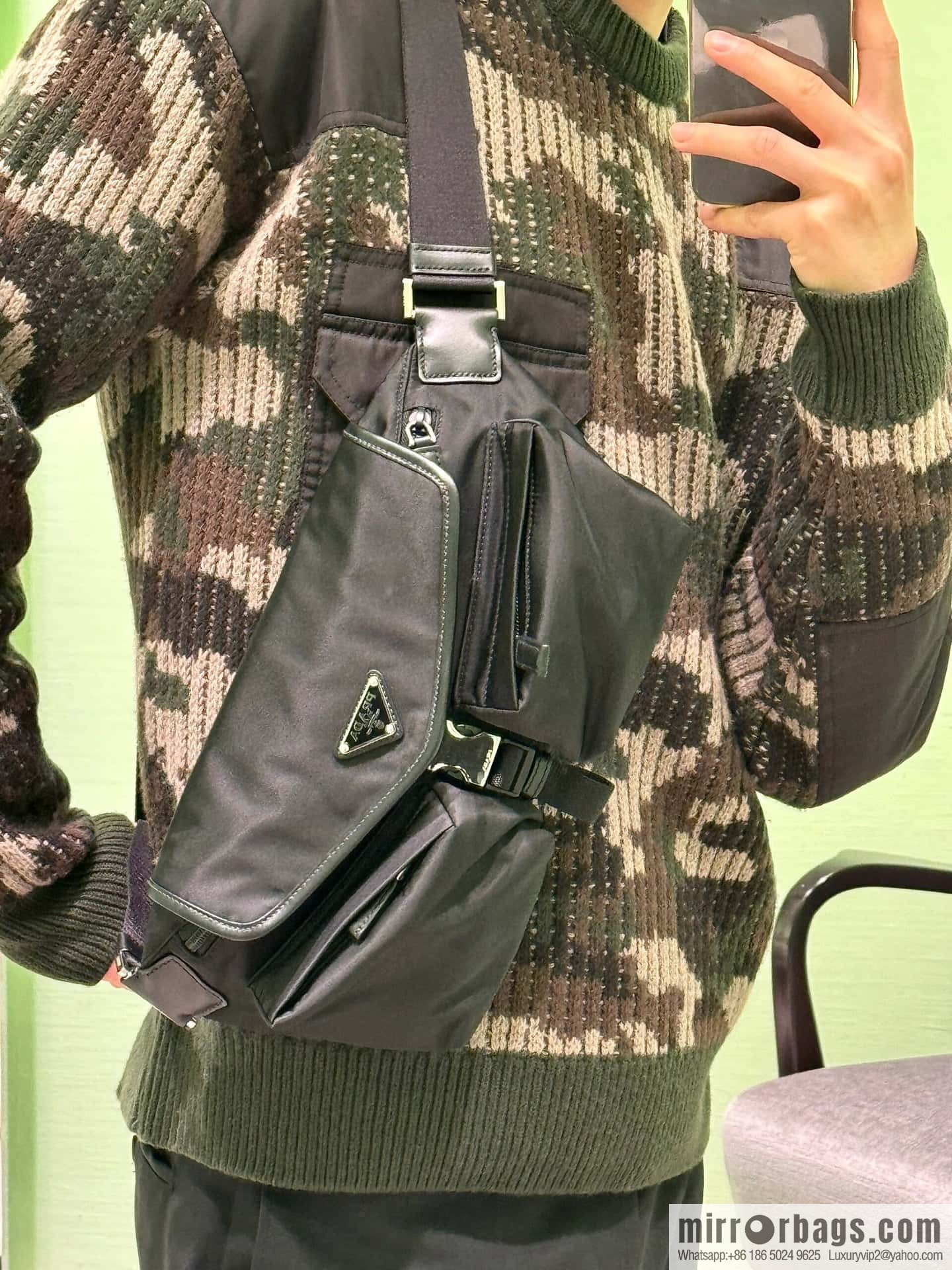 PRADA 🎉 new 🎉 2VH175 shoulder bag