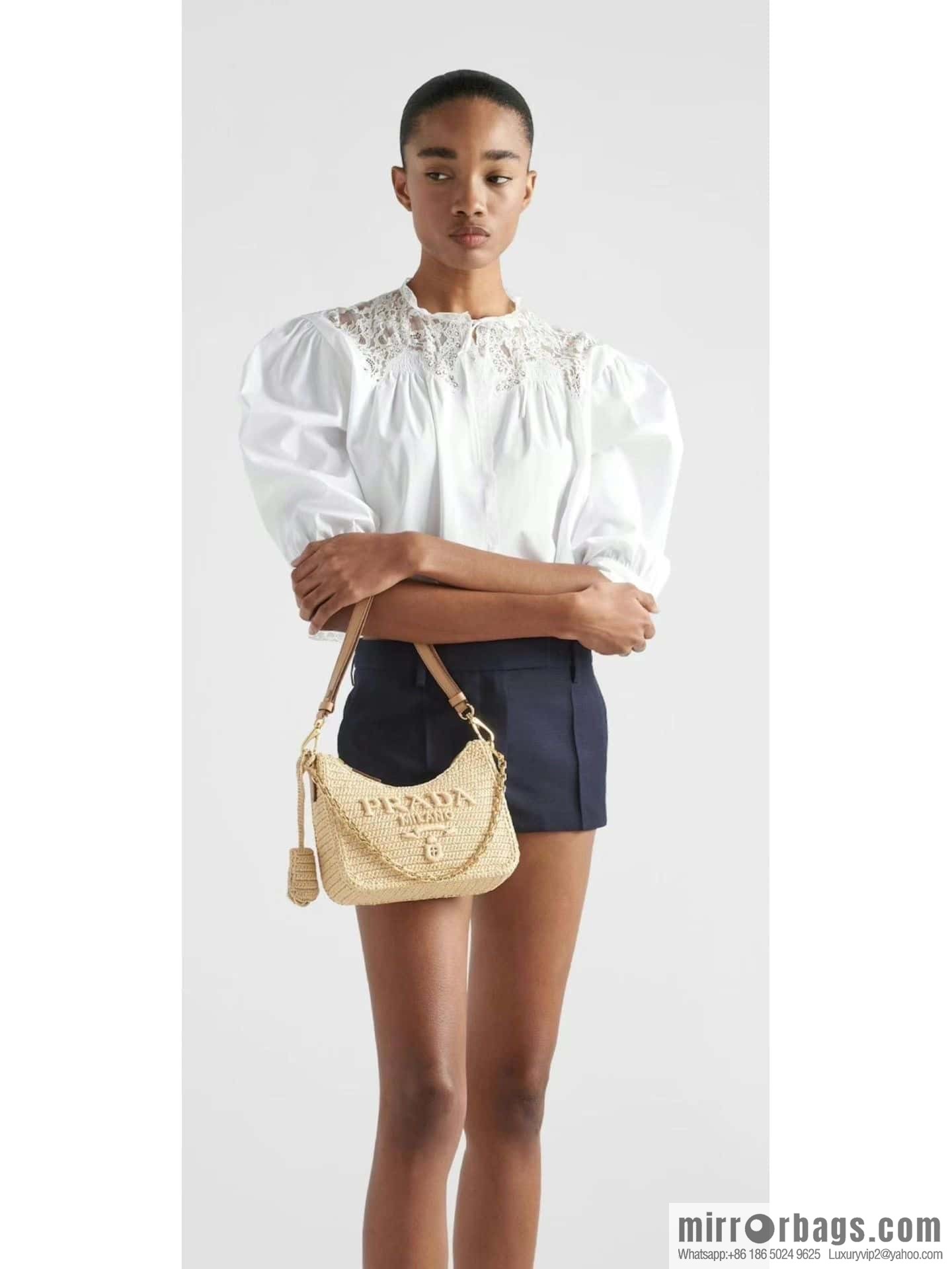 PRADA 🎉 Straw Hobo 🎉 1BC 204 B