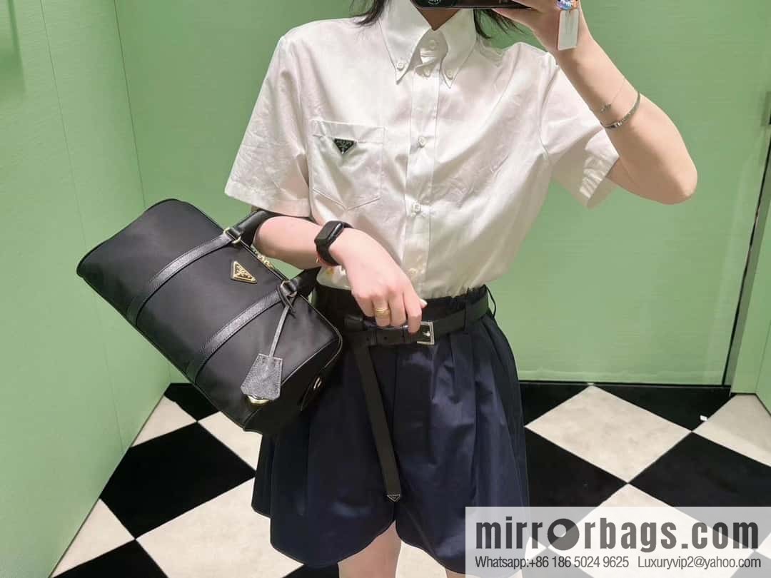 PRADA 🎉 new tote bag 🎉 1BB233
