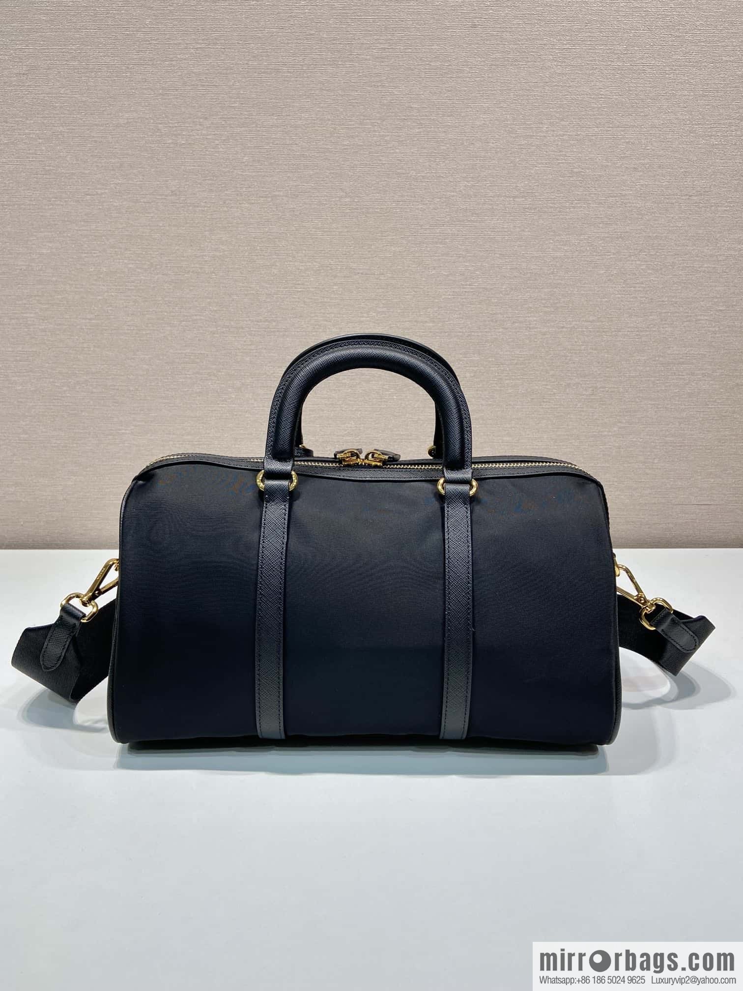 PRADA 🎉 new tote bag 🎉 1BB233