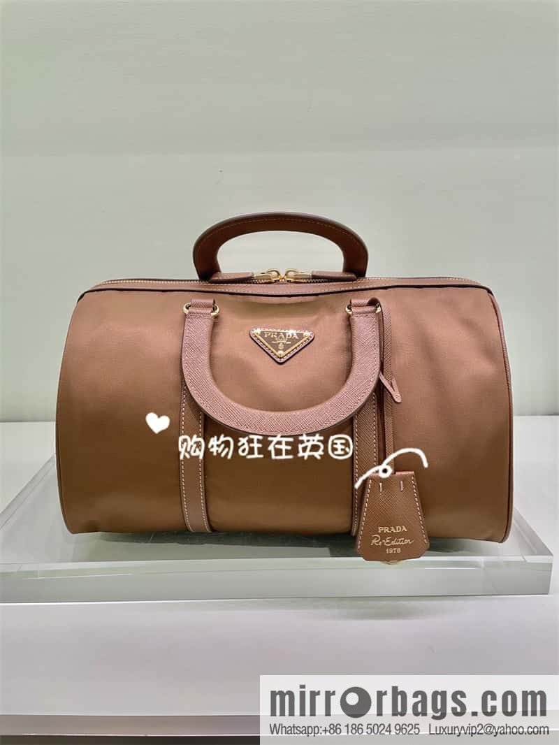 PRADA 🎉 new tote bag 🎉 1BB233