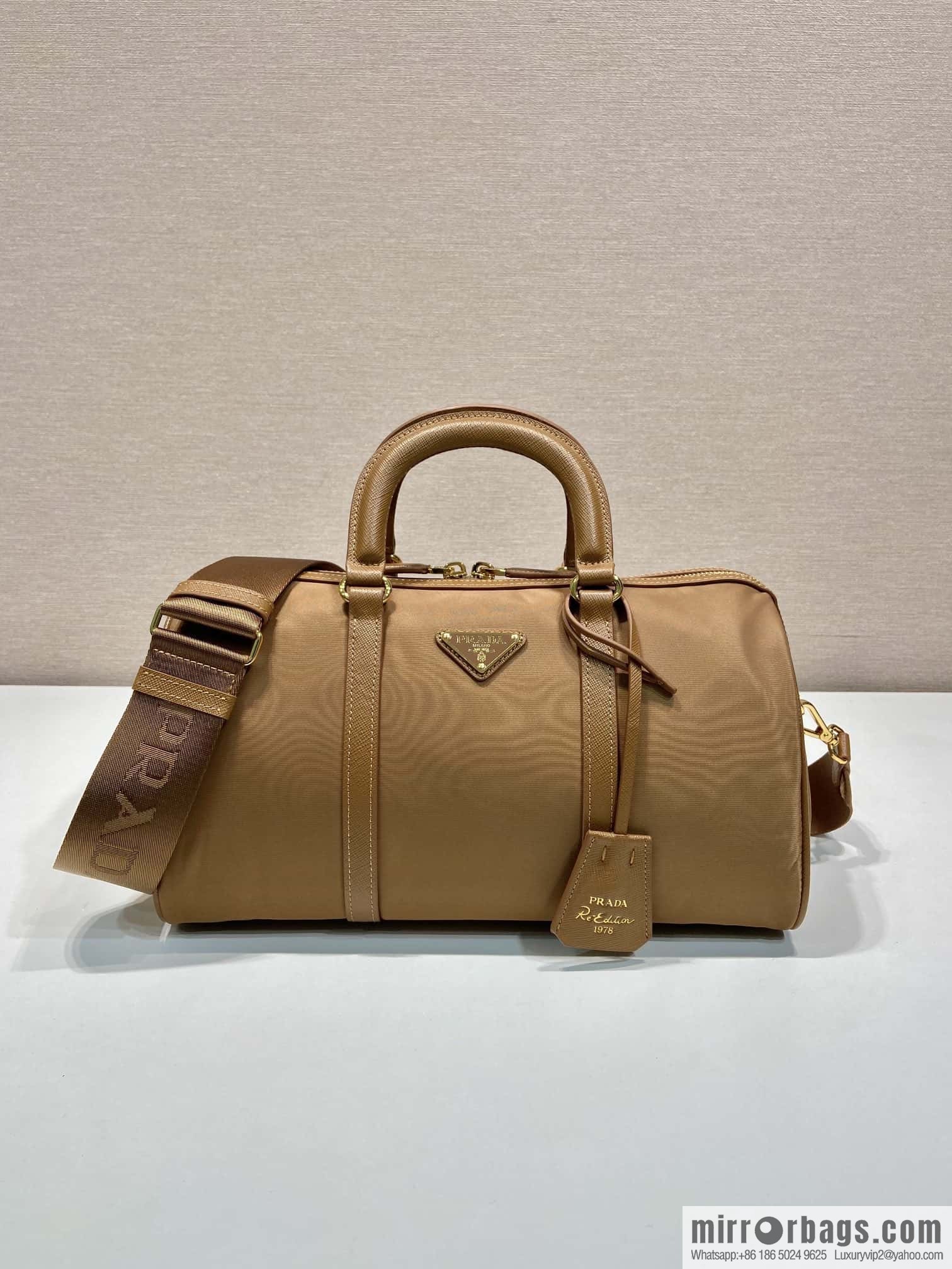PRADA 🎉 new tote bag 🎉 1BB233