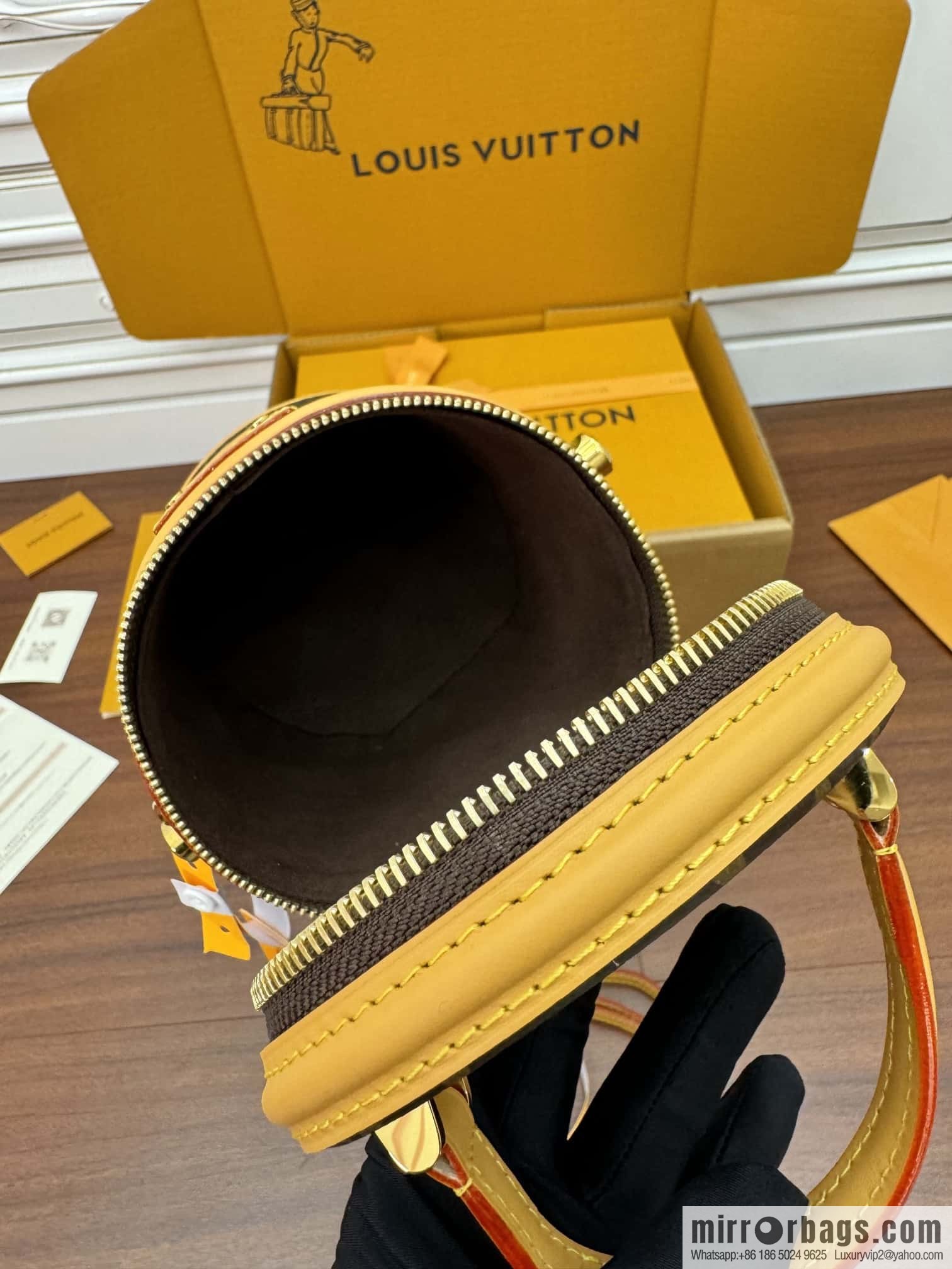 LV M82952 NANO CANNES 手袋