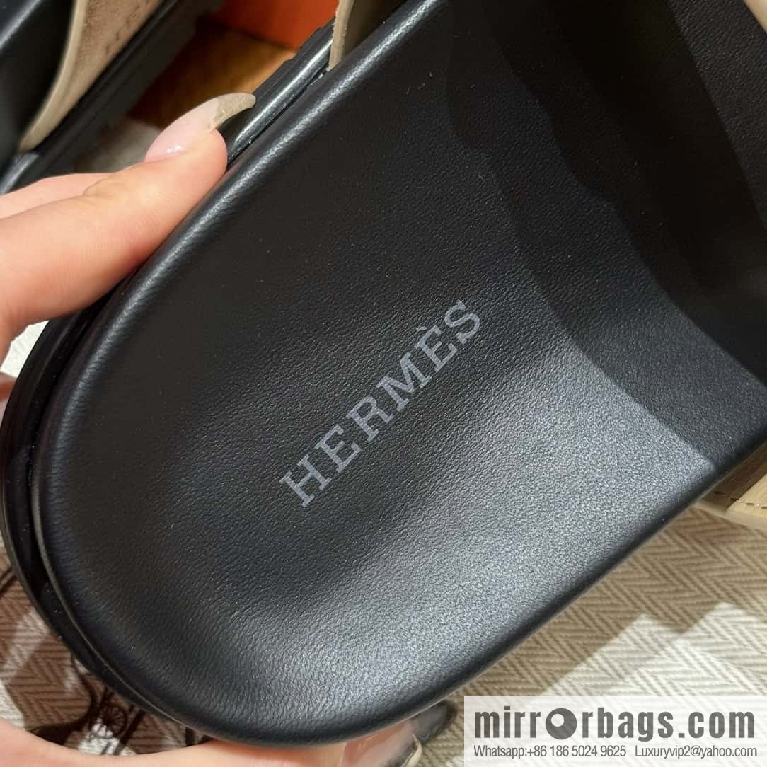 Hermès sandals