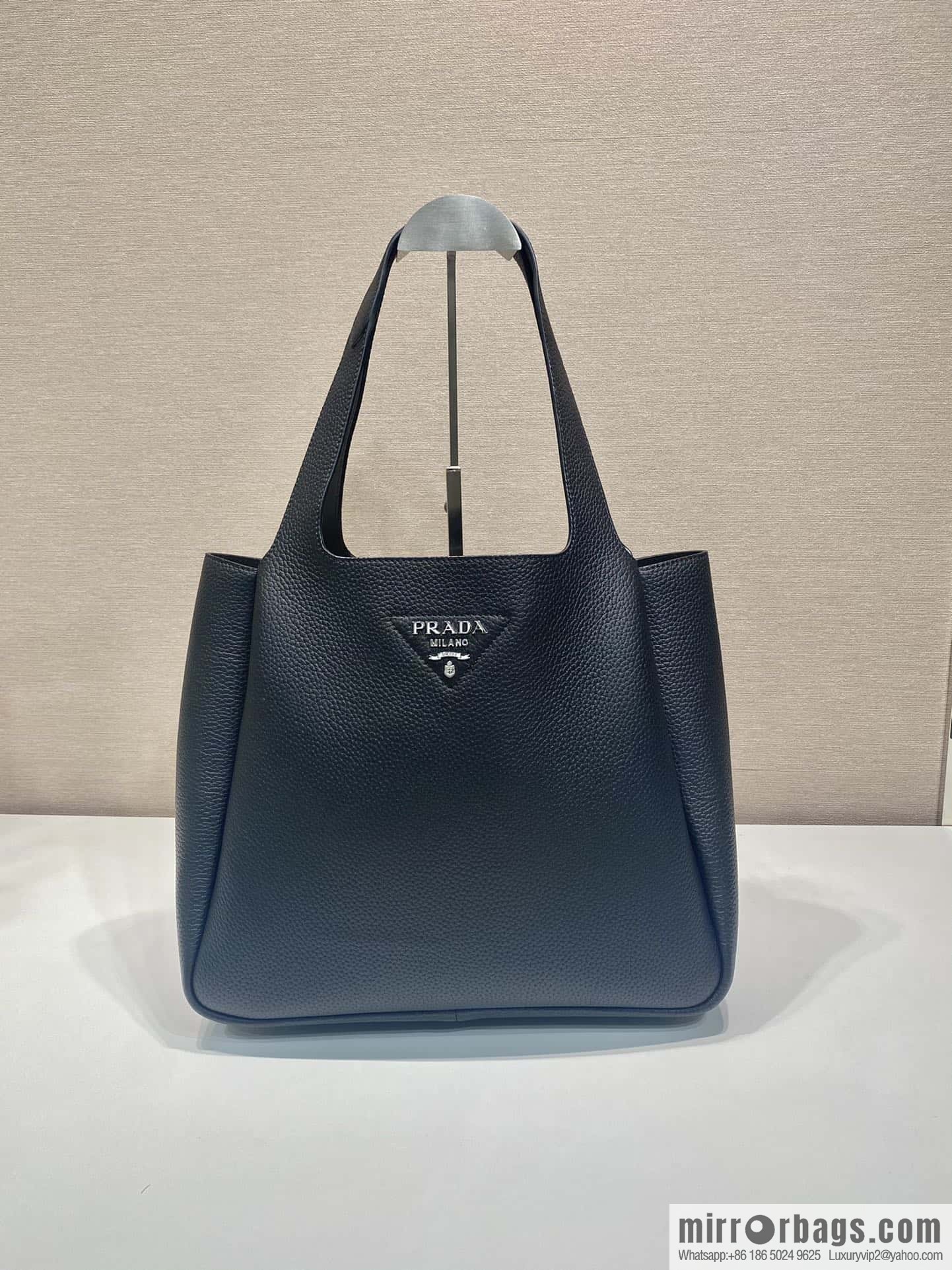 PRADA 🎉 large vegetable basket 🎉 1BG338 large bucket bag
